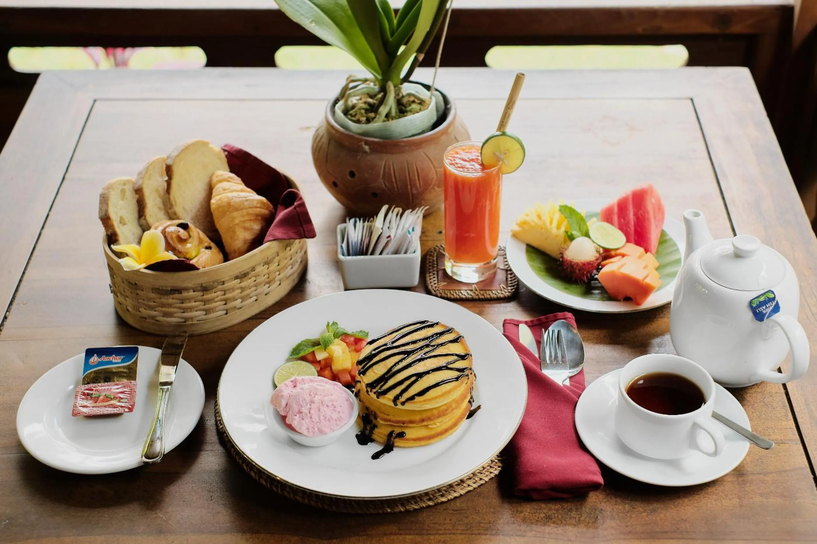 Food and drinks in Anandari Ubud Villa