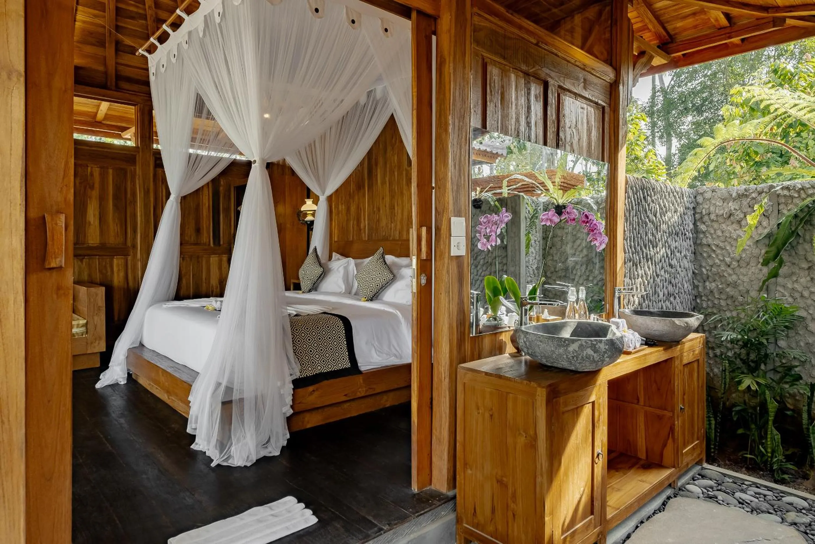 Bedroom, Bed in Anandari Ubud Villa