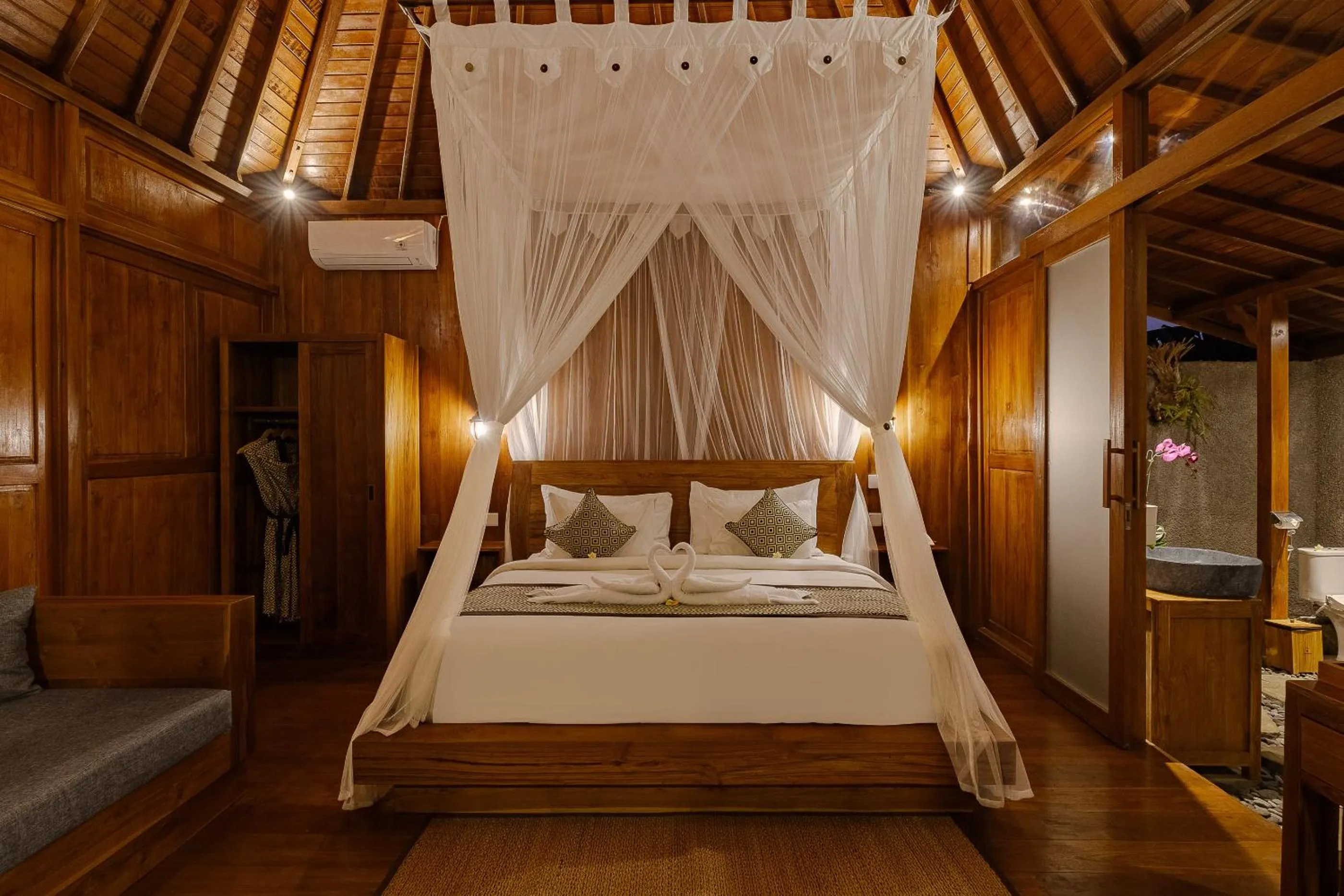 Bedroom, Bed in Anandari Ubud Villa