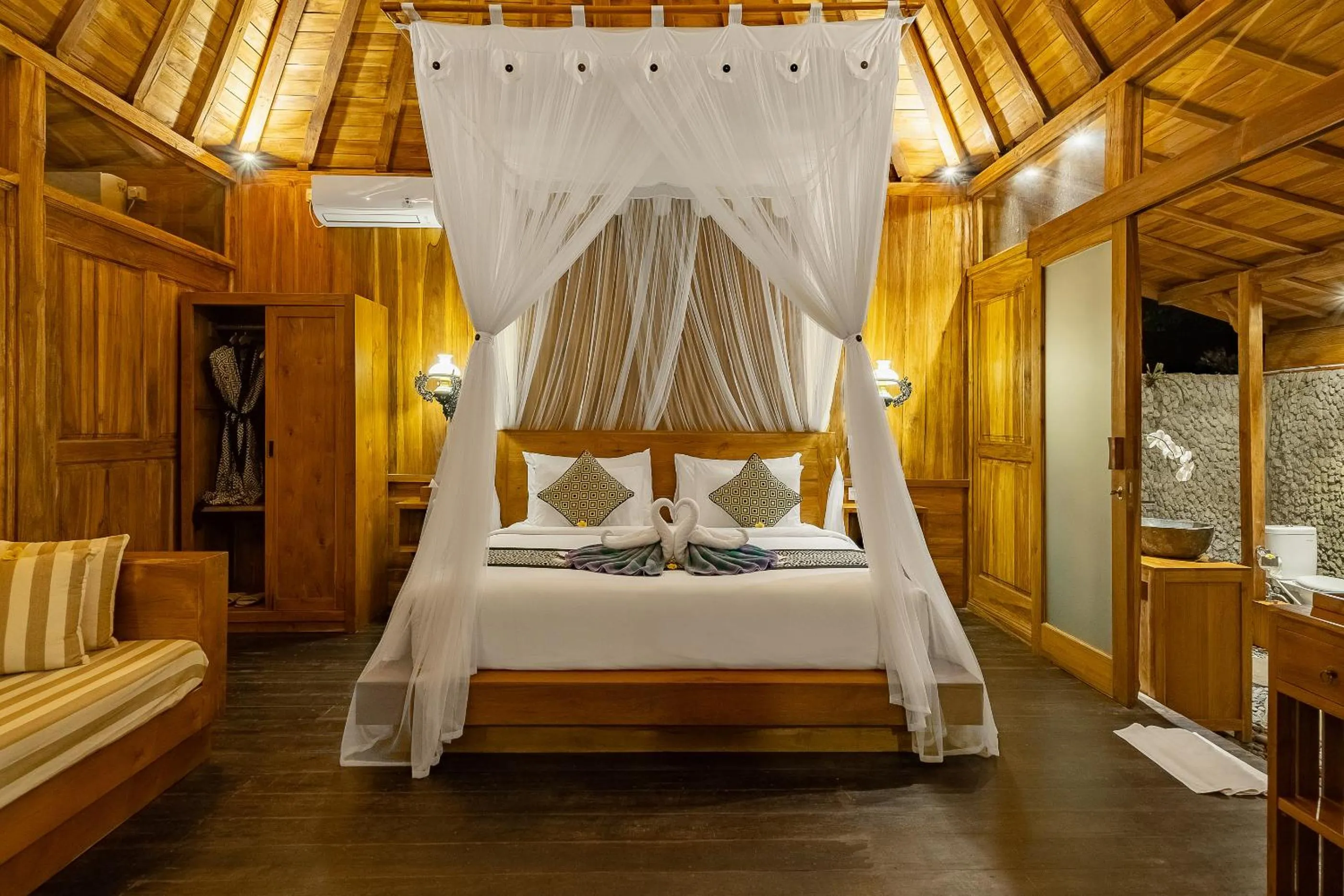 Bed in Anandari Ubud Villa
