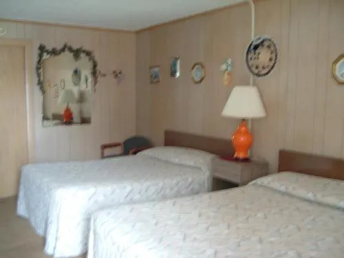 Patras Grand Beach Motel