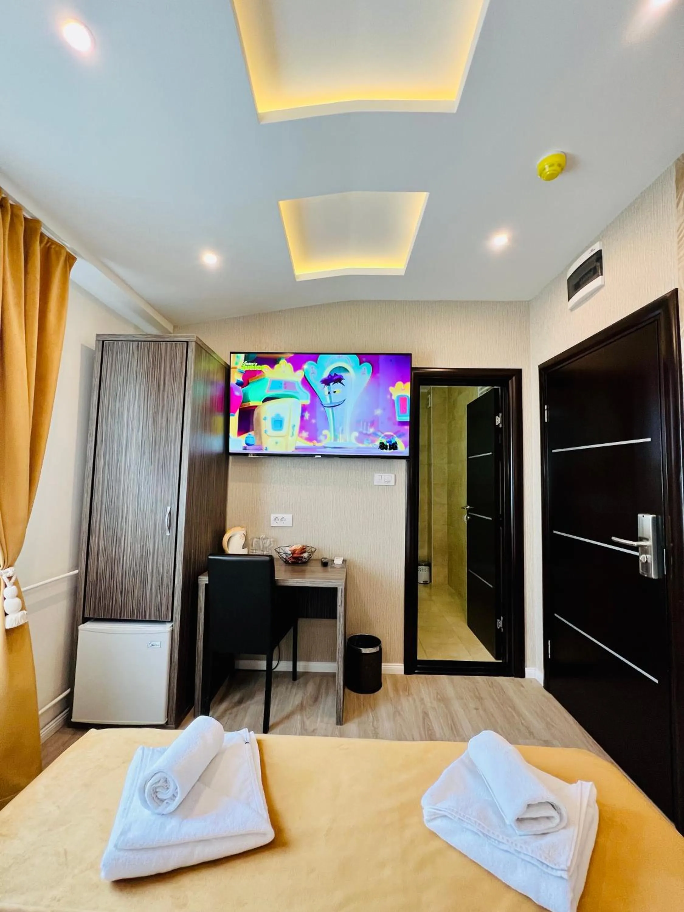 Bedroom, Bed in Side One Design Hotel Garni