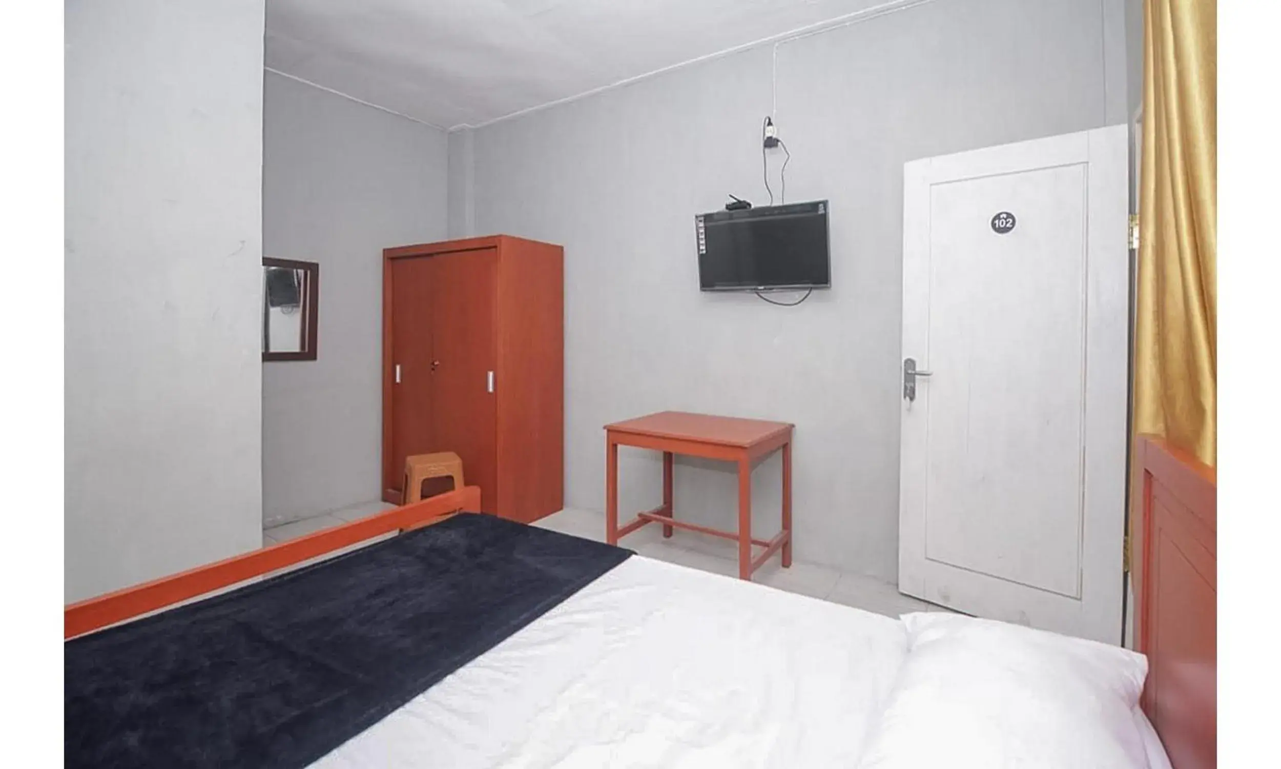 TV and multimedia, Bed in Lidez Residence Bitung TV and multimedia, Bed in Lidez Residence Bitung