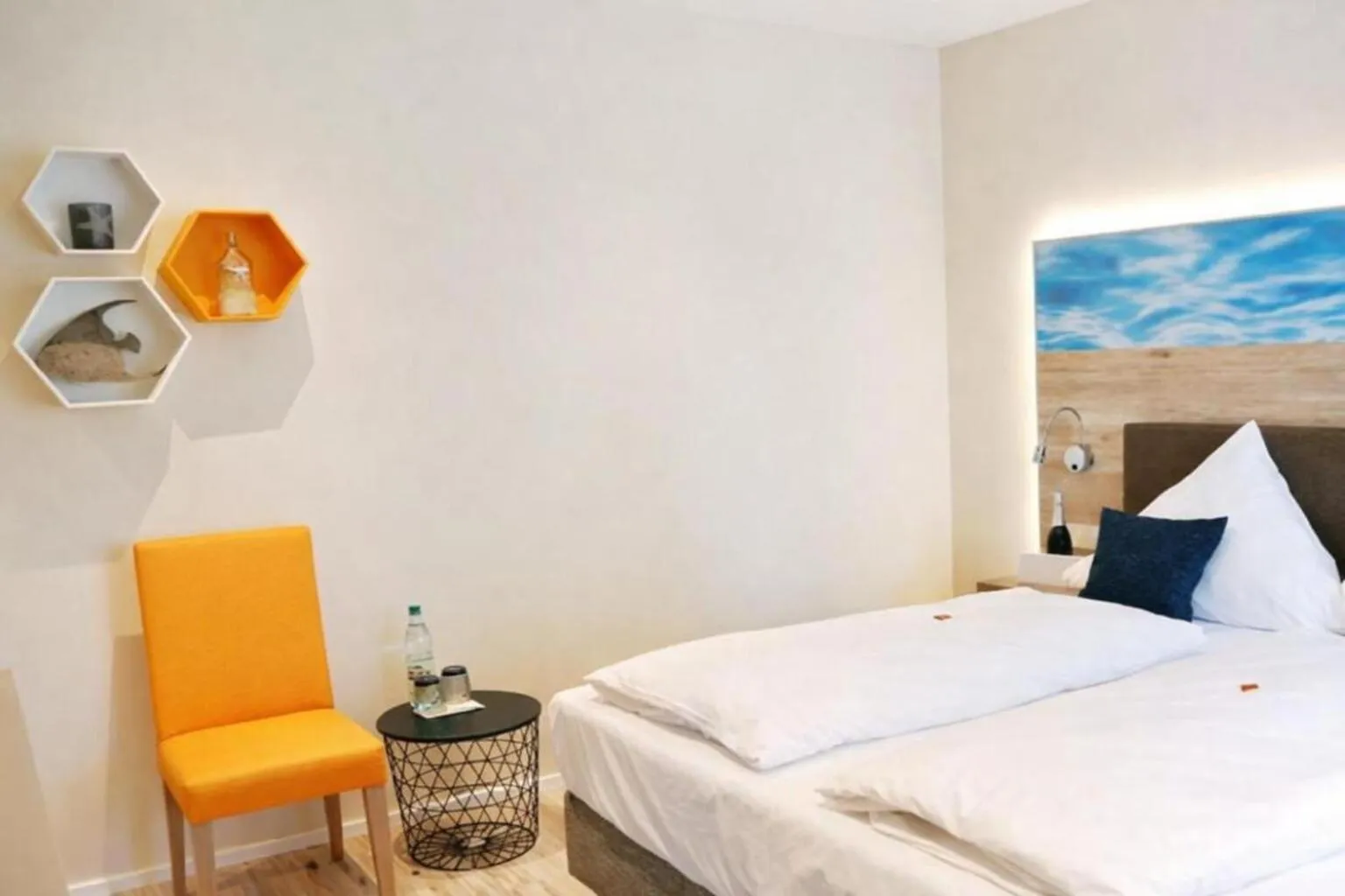 Bedroom, Bed in Bernsteinsee Hotel and Ferien by Palette Resorts