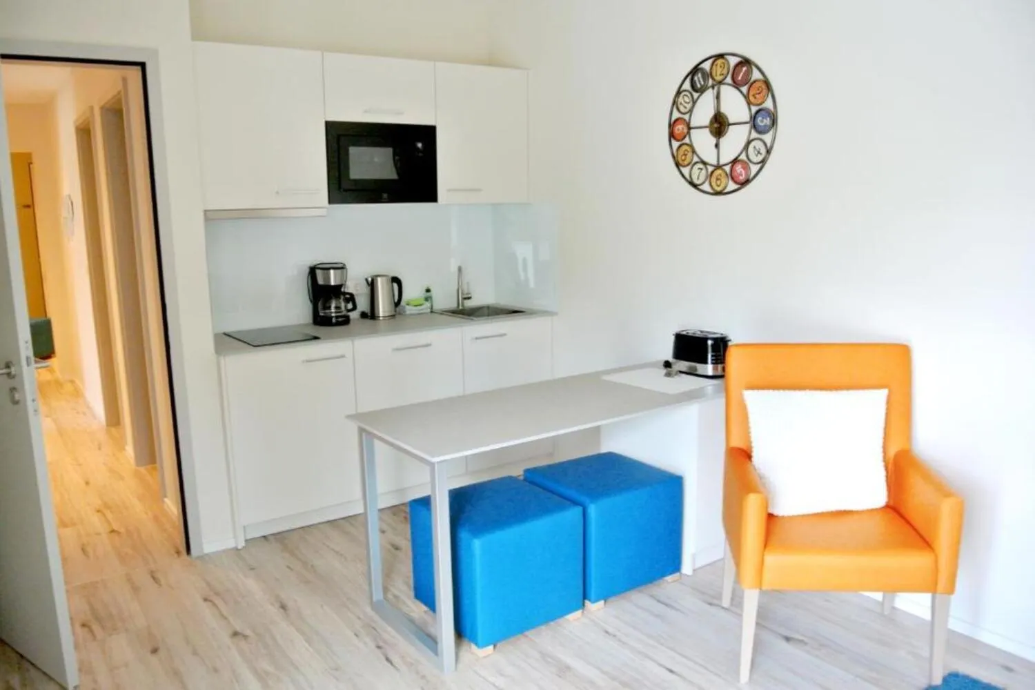 Kitchen or kitchenette in Bernsteinsee Hotel and Ferien by Palette Resorts