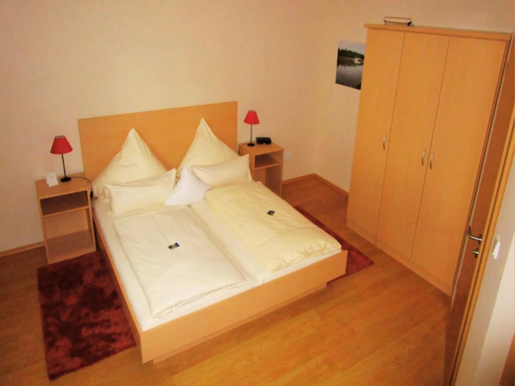 Bedroom, Bed in Bernsteinsee Hotel and Ferien by Palette Resorts