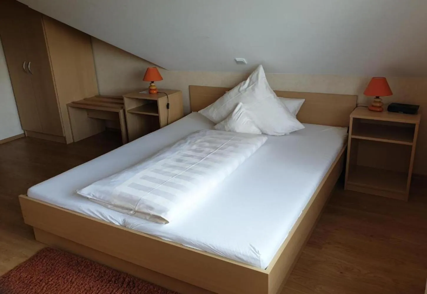 Bedroom, Bed in Bernsteinsee Hotel and Ferien by Palette Resorts