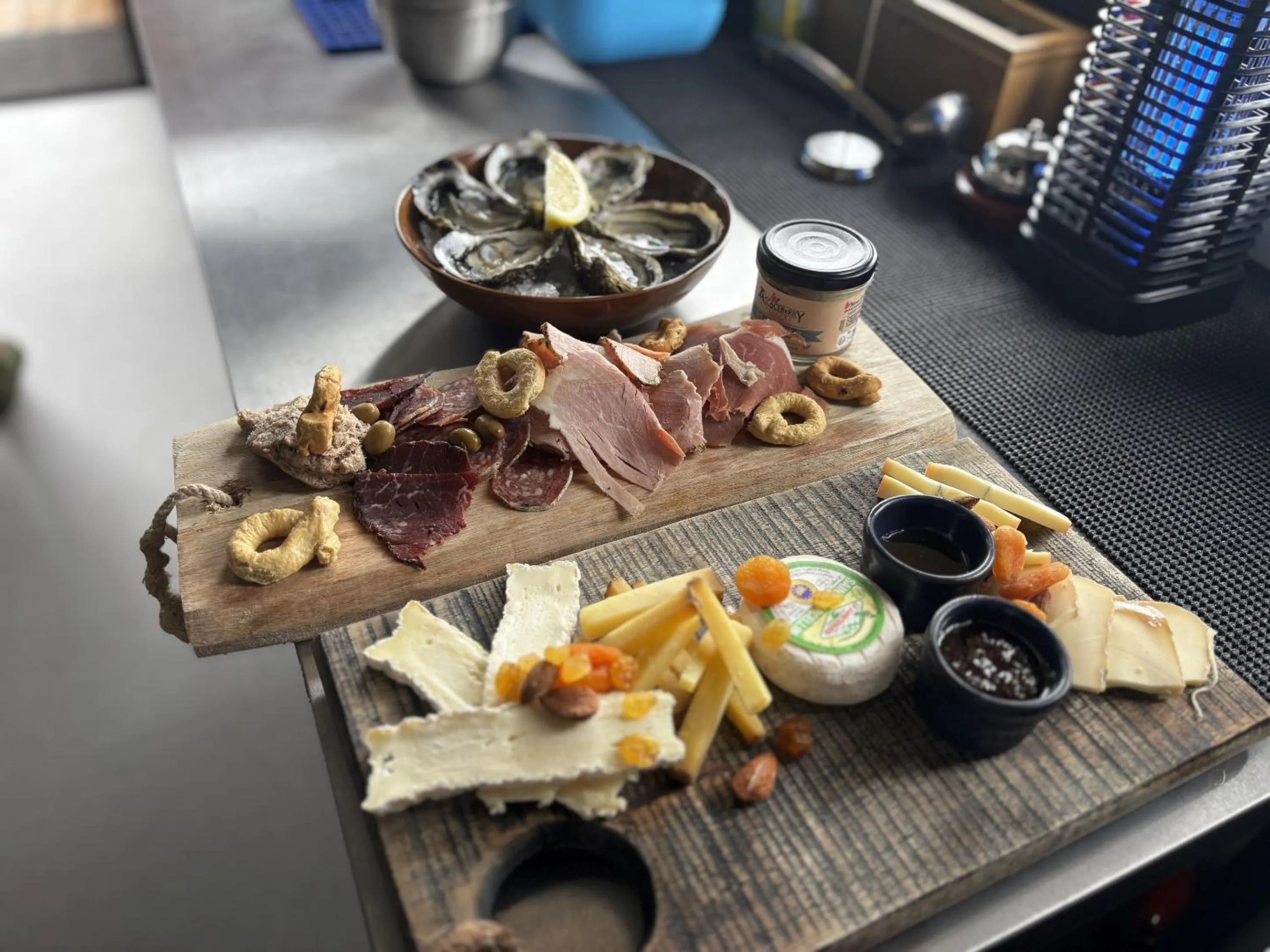 Food and drinks in Château de Neyran chambre d'hôtes & Spa