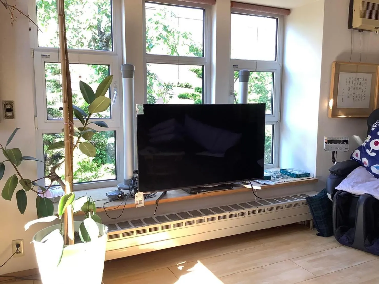 Communal lounge/ TV room in Sapporoの実家 B&B Yoshida