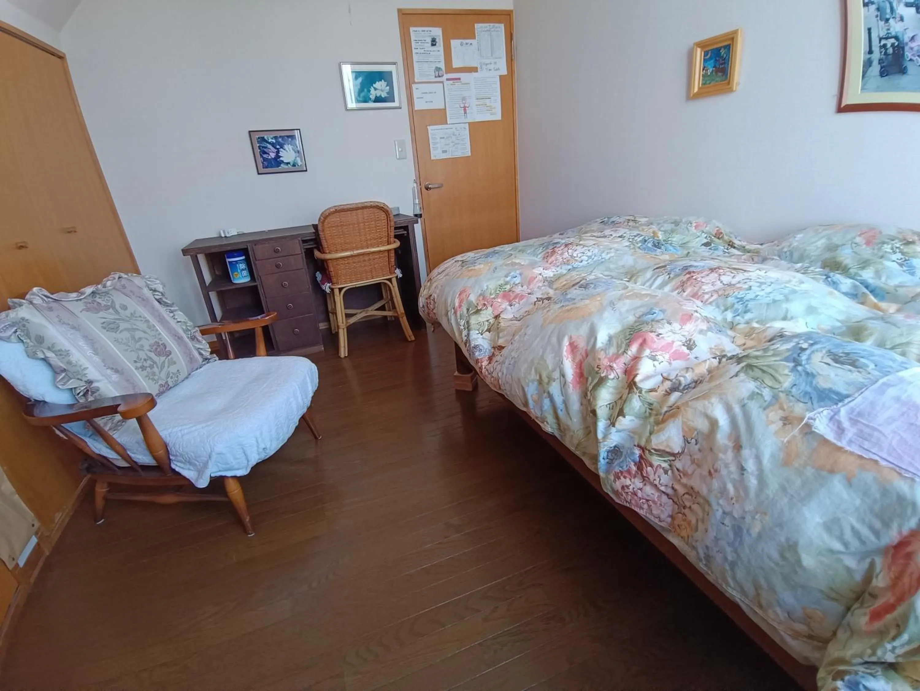 Property building, Bed in Sapporoの実家 B&B Yoshida