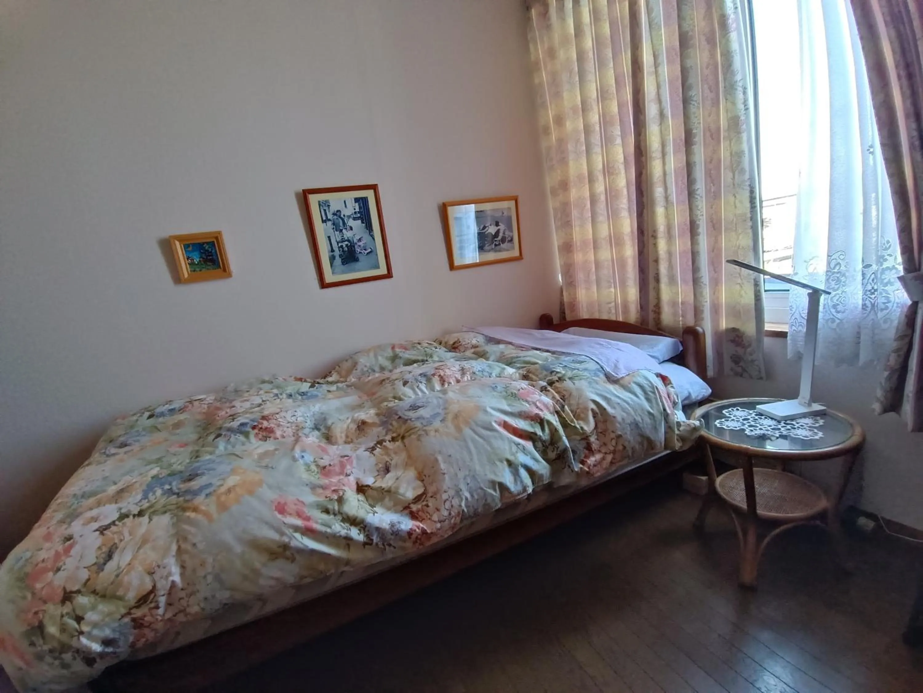 Property building, Bed in Sapporoの実家 B&B Yoshida
