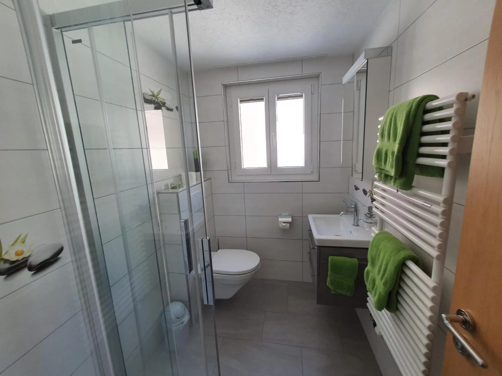Shower in Apartmenthaus Holiday