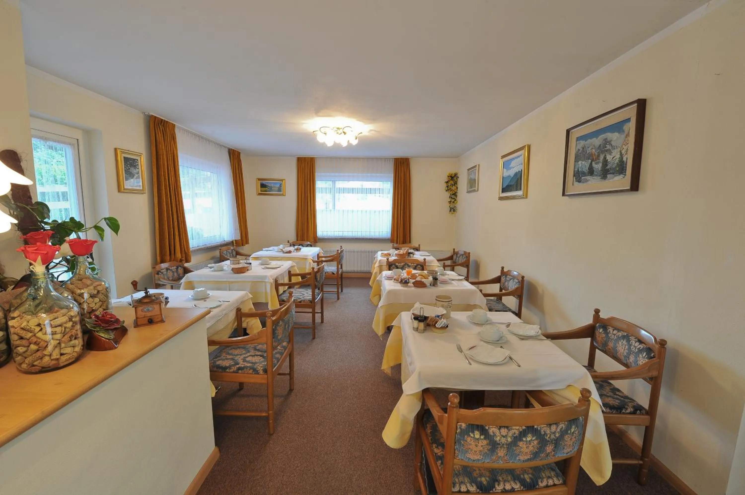 Breakfast in Hotel Cristallo