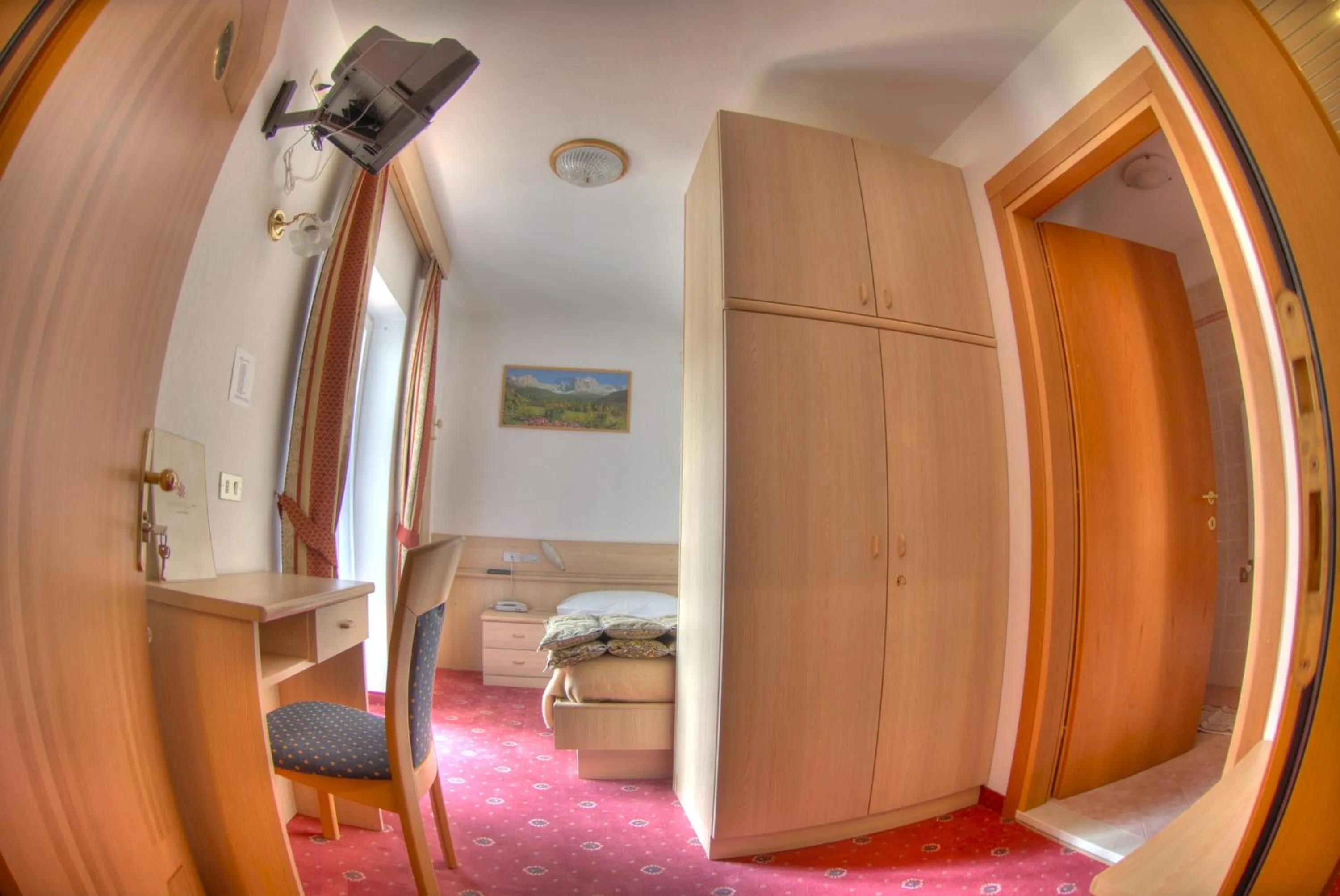 Bedroom in Hotel Cristallo