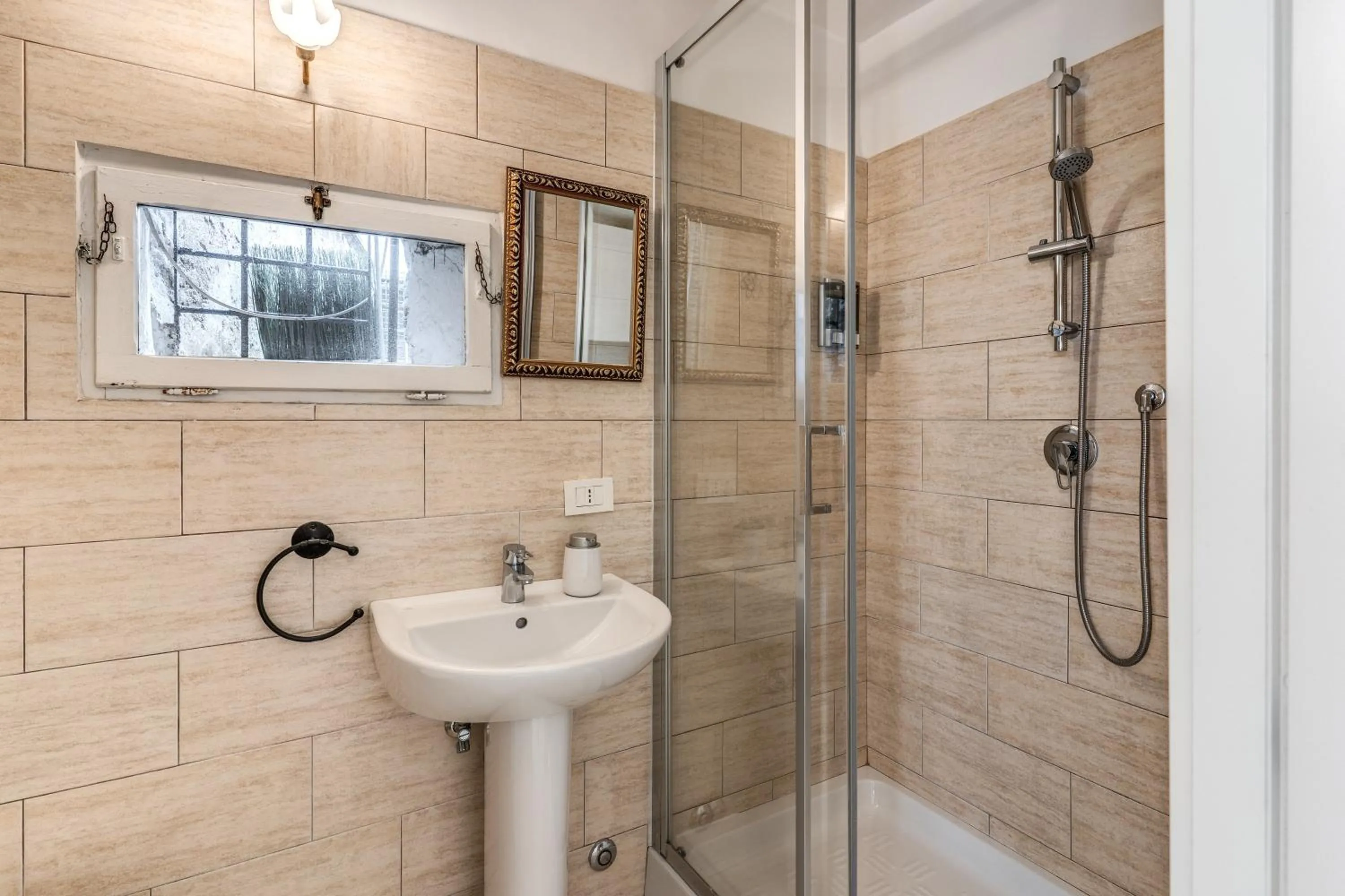 Bathroom in Casawally