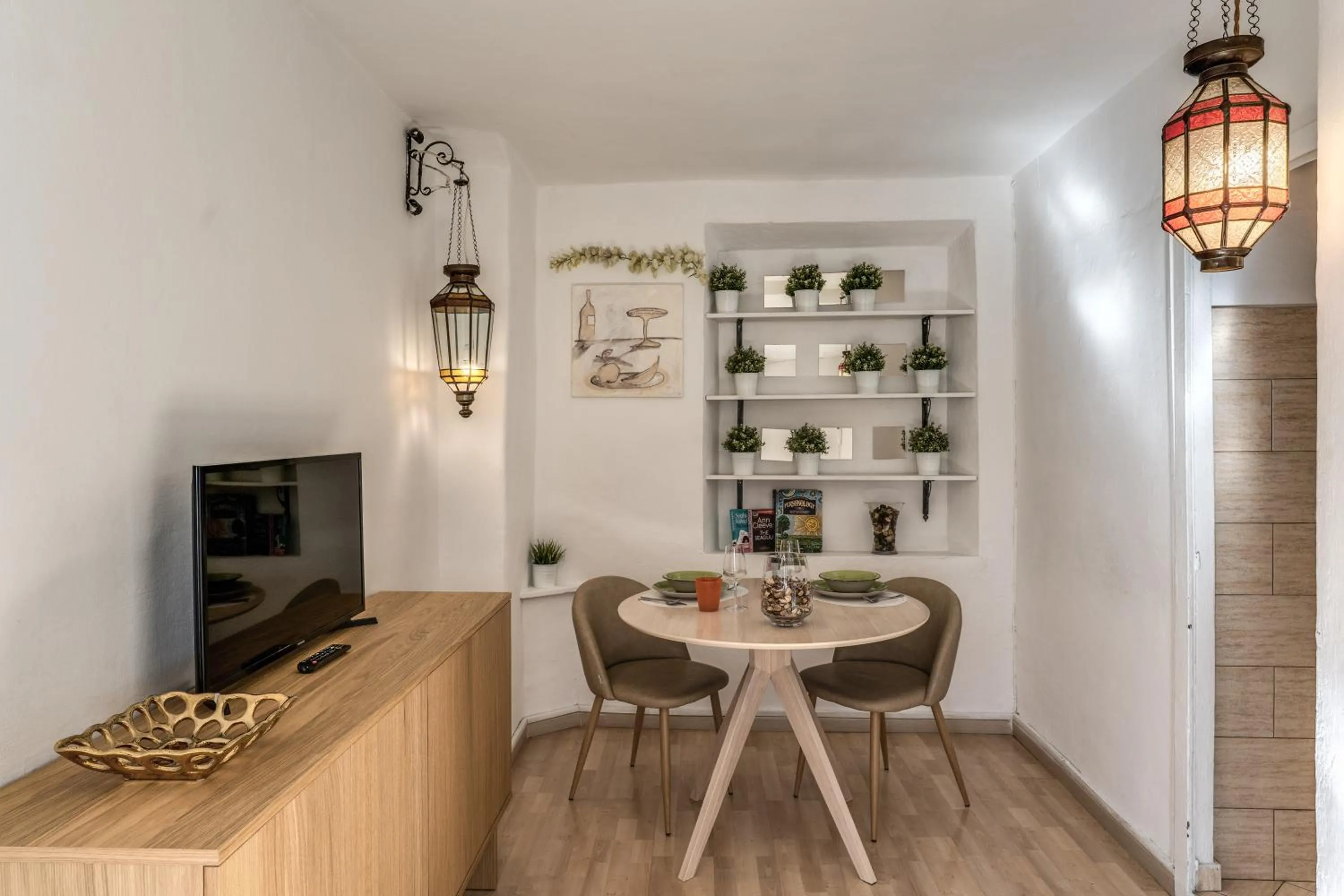 Dining area in Casawally