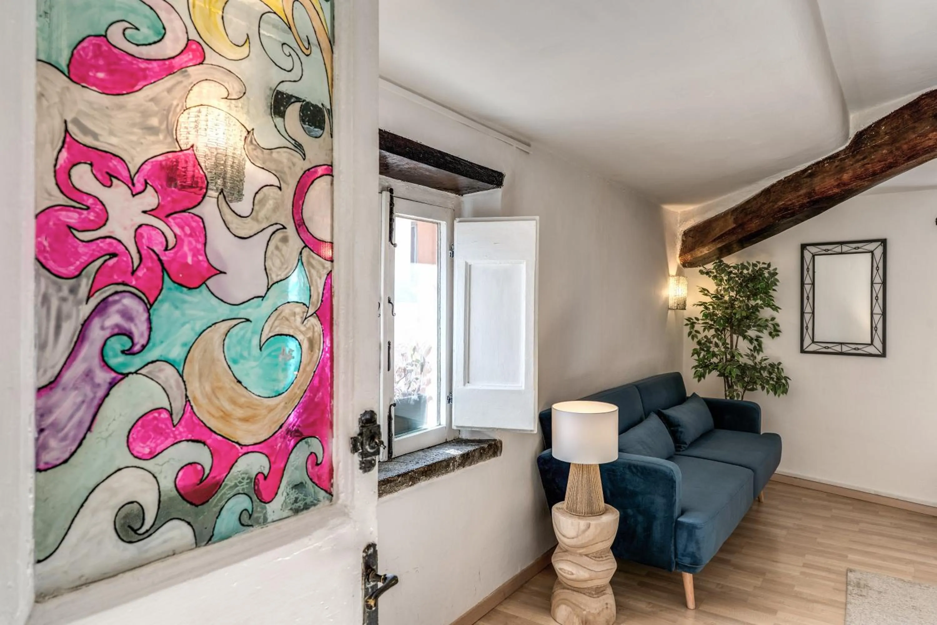 Seating area in Casawally