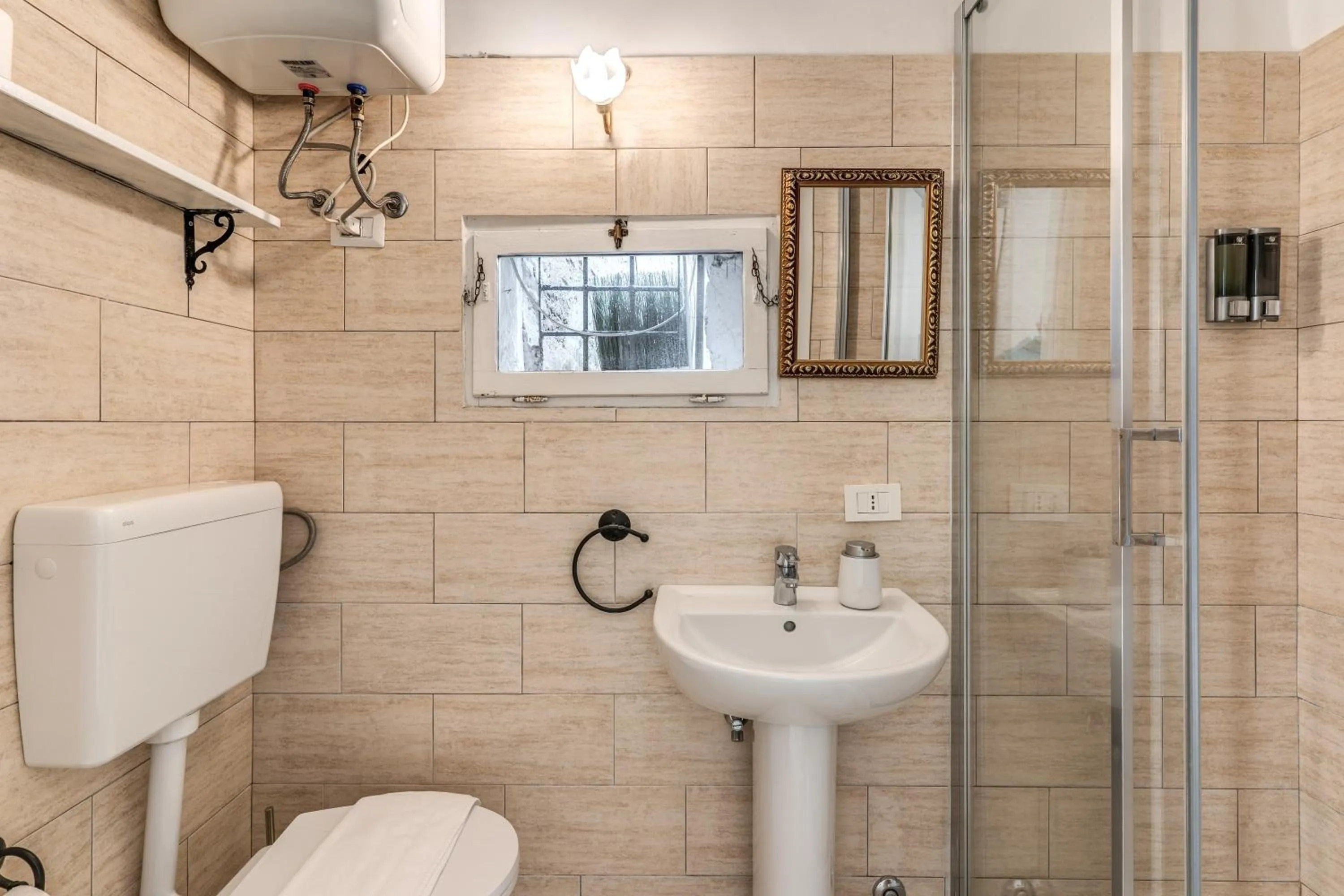 Bathroom in Casawally