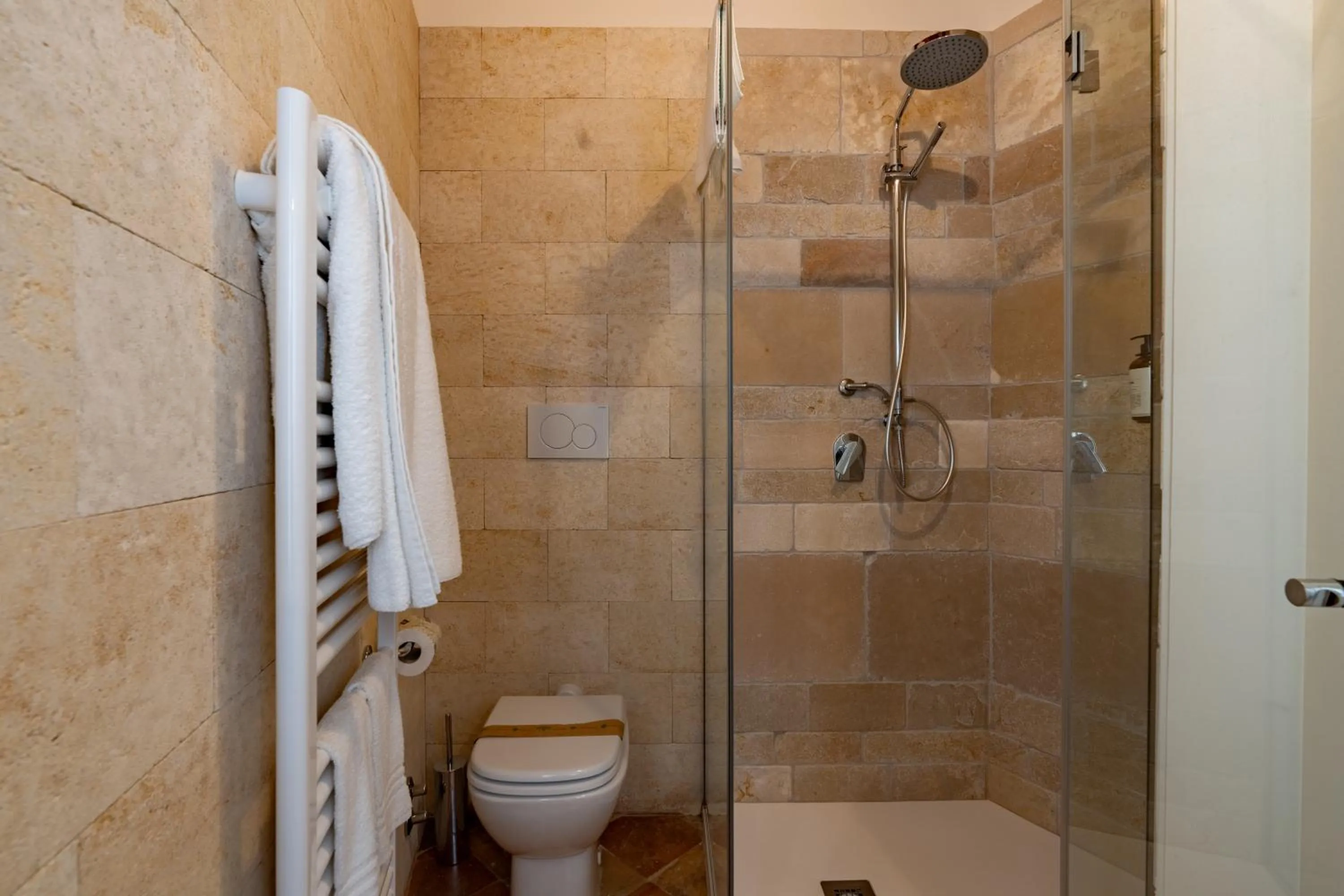Shower in B&B Palazzo Vittoria