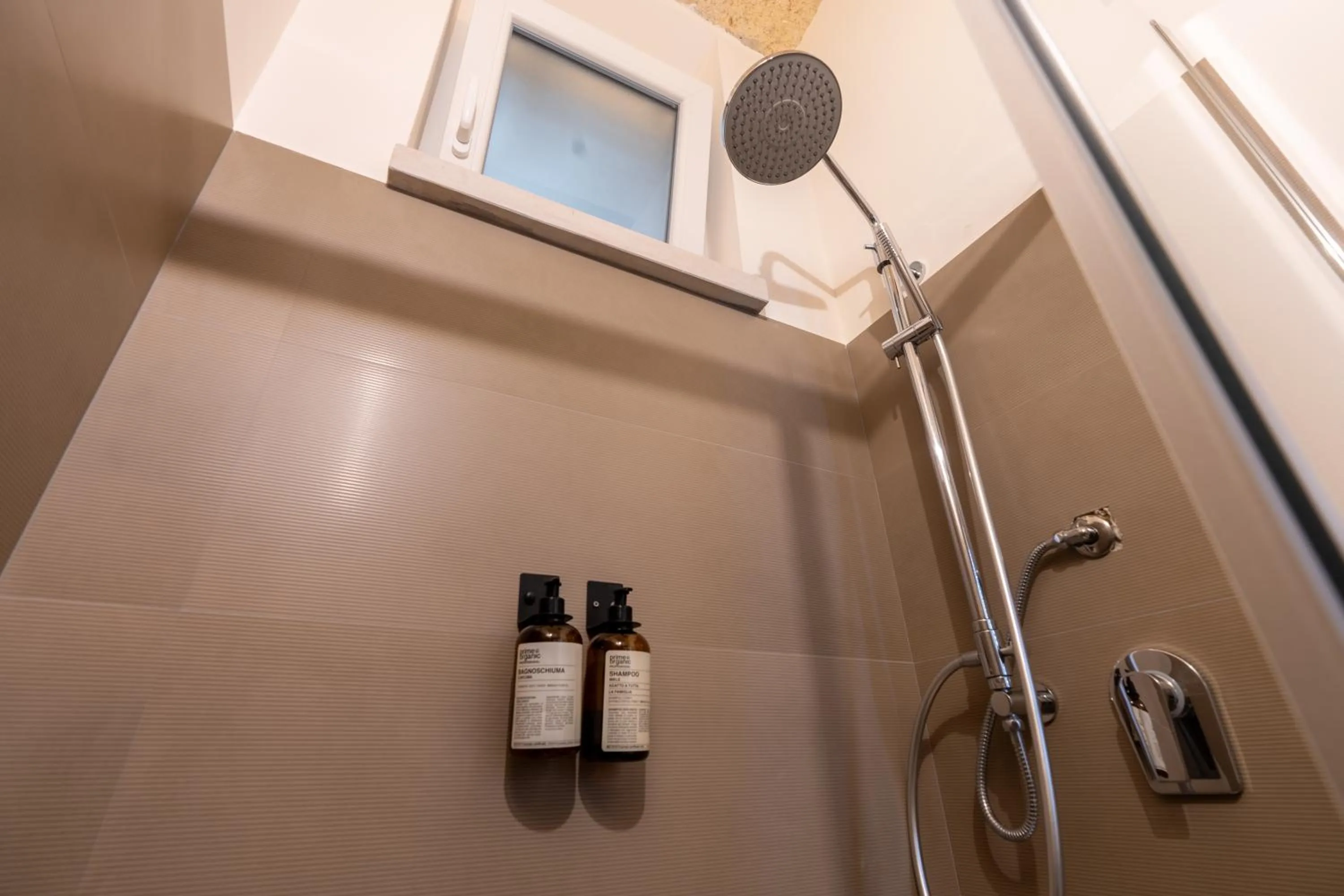 Shower in B&B Palazzo Vittoria