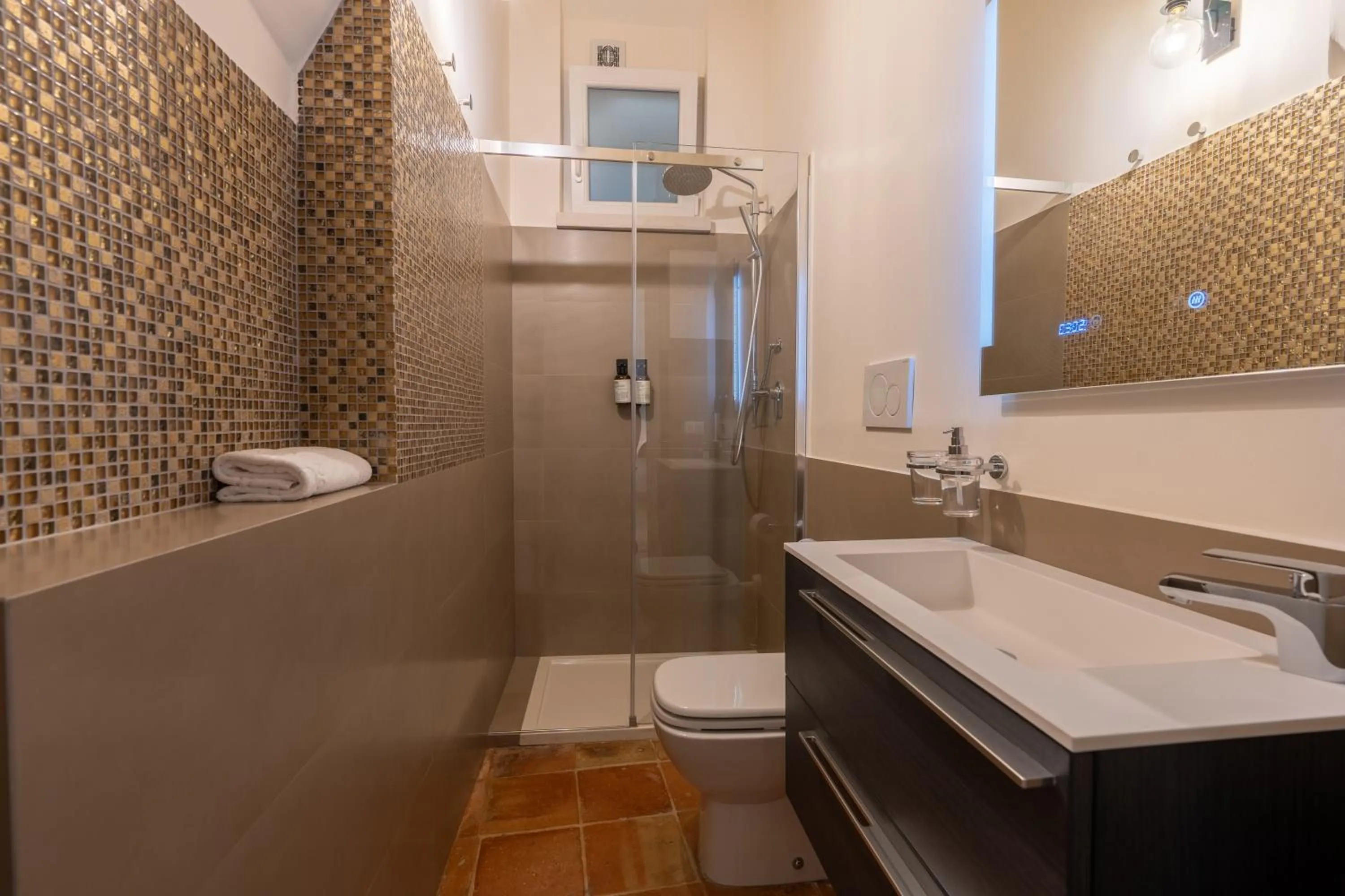 Shower in B&B Palazzo Vittoria