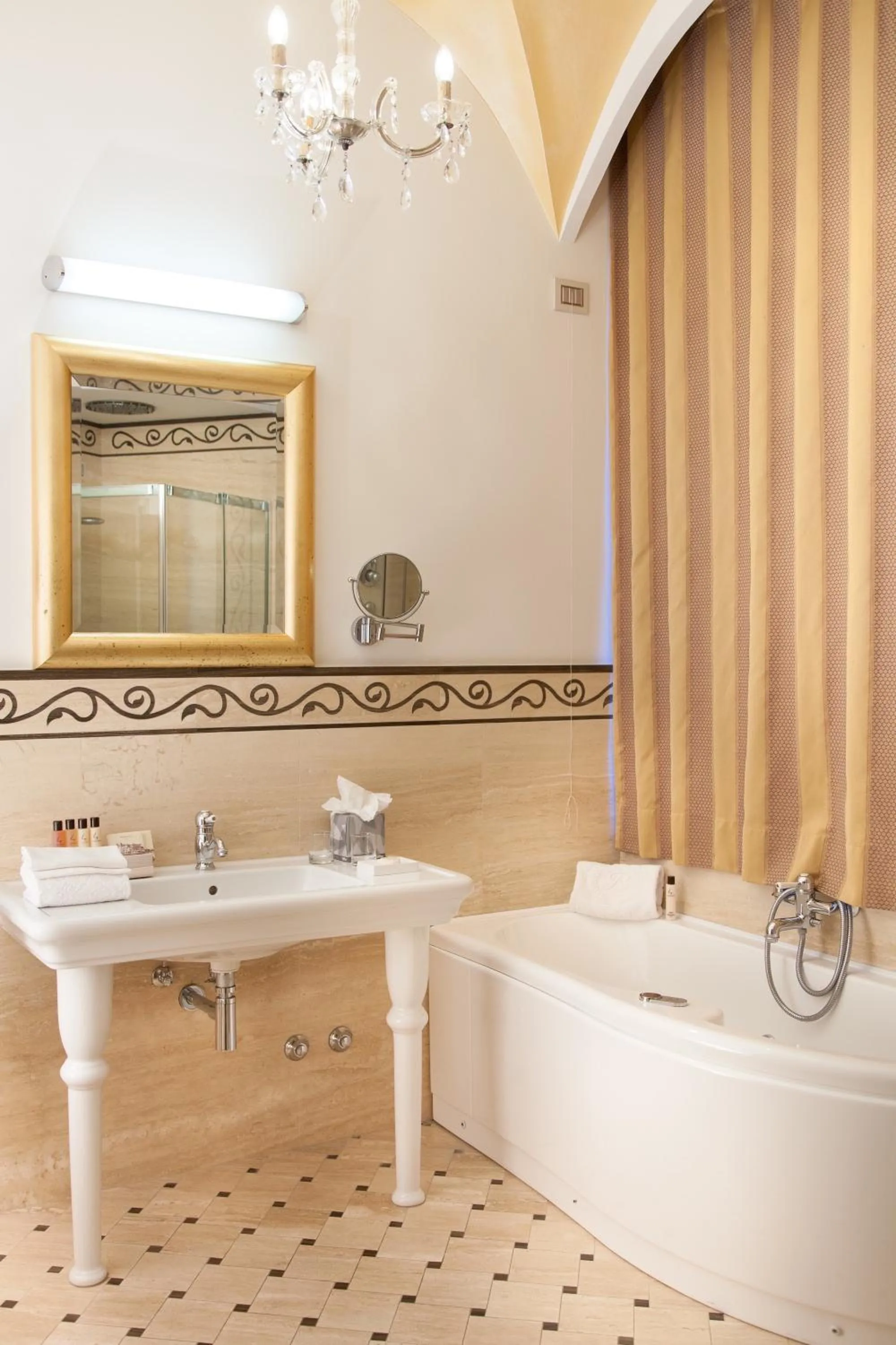 Bathroom in Grand Hotel Rimini