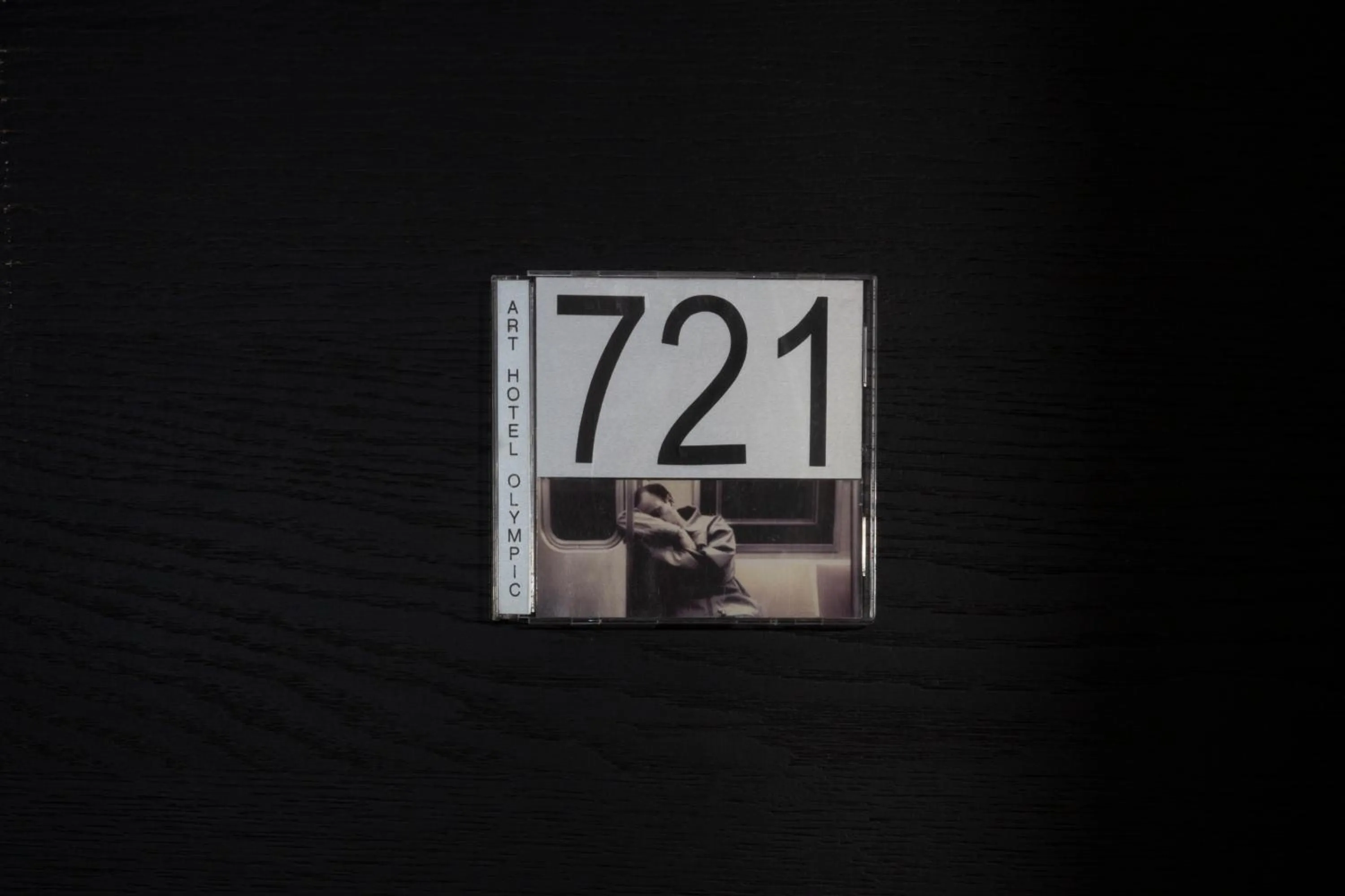 Text overlay in Art Hotel Olympic