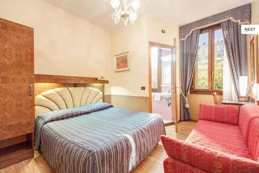 Photo of the whole room, Bed in Atlantide Hotel