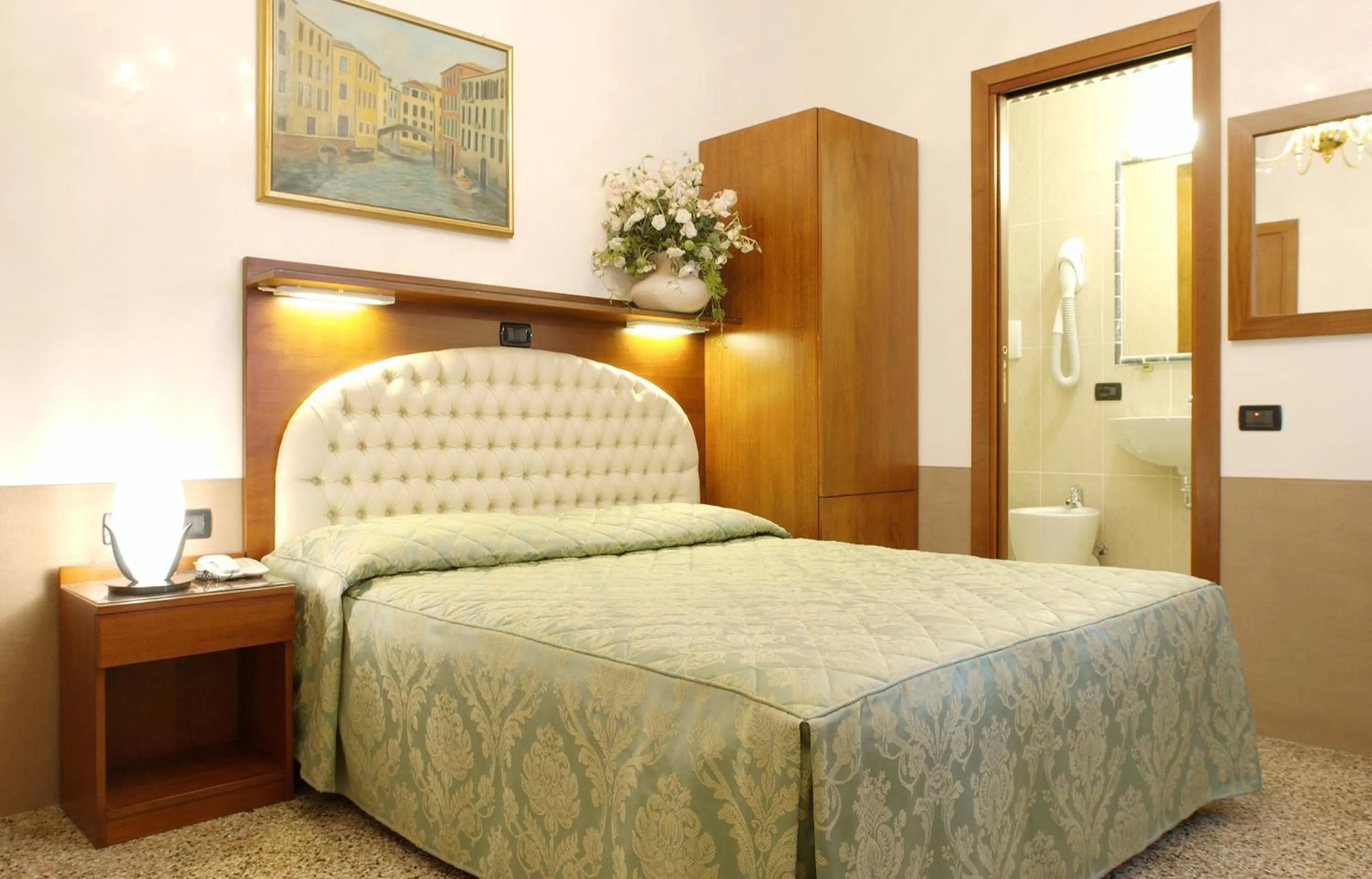 Bed in Atlantide Hotel