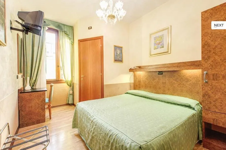 Photo of the whole room, Bed in Atlantide Hotel