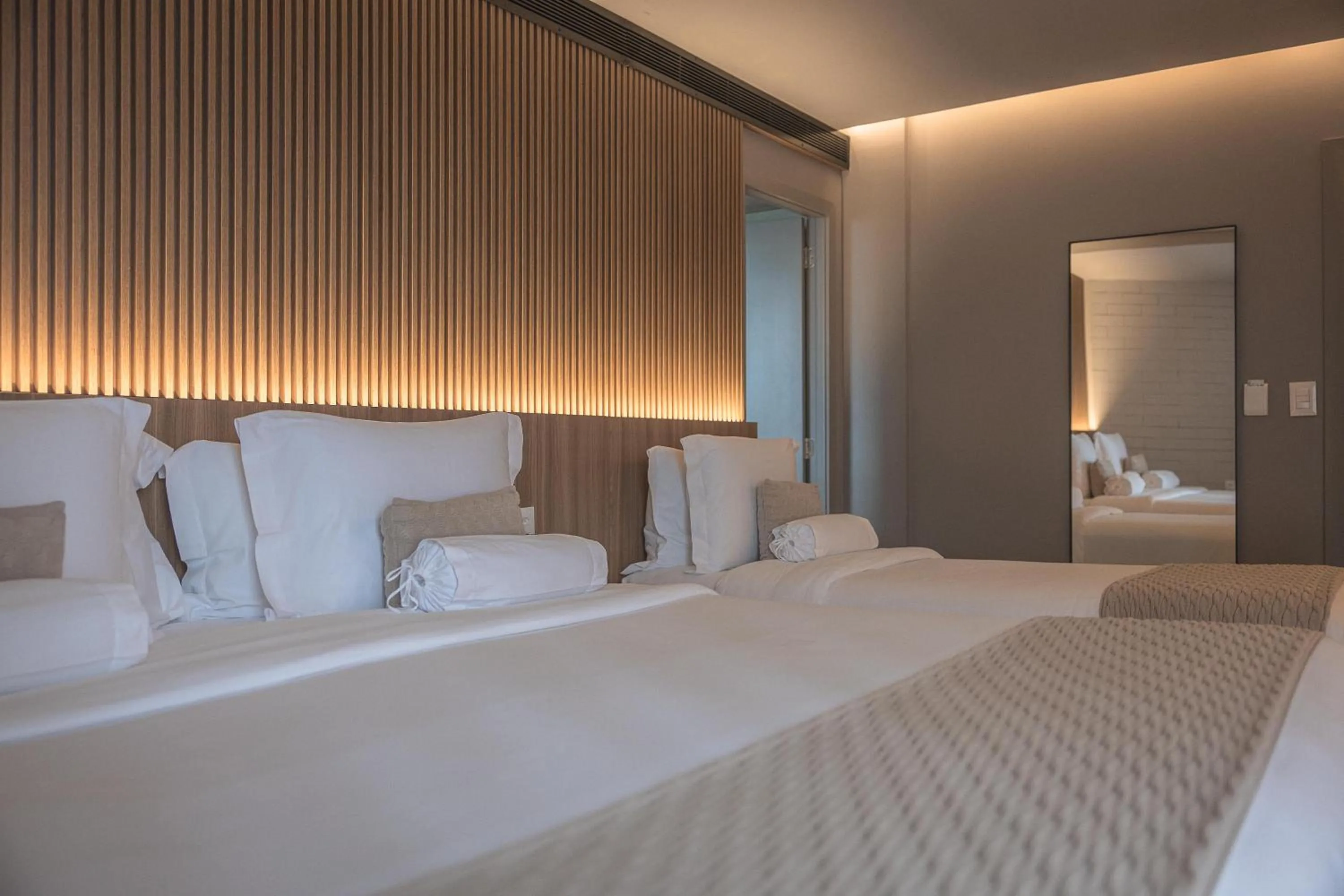 Photo of the whole room, Bed in BA'RA Hotel