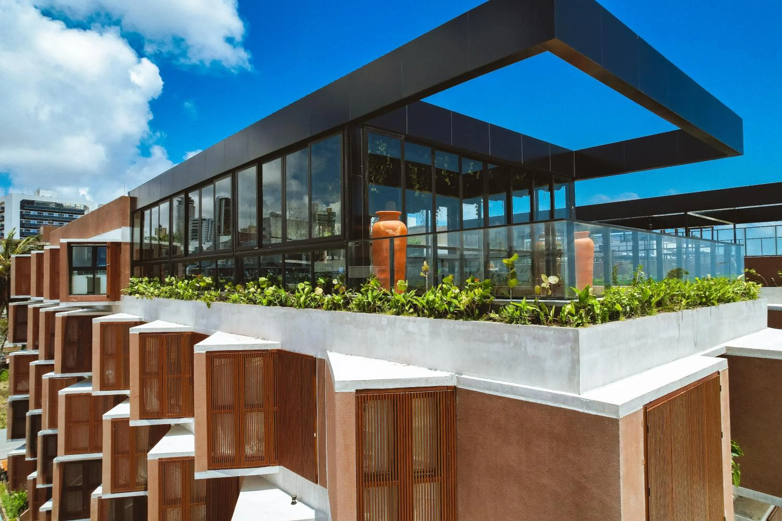 Restaurant/places to eat in BA'RA Hotel