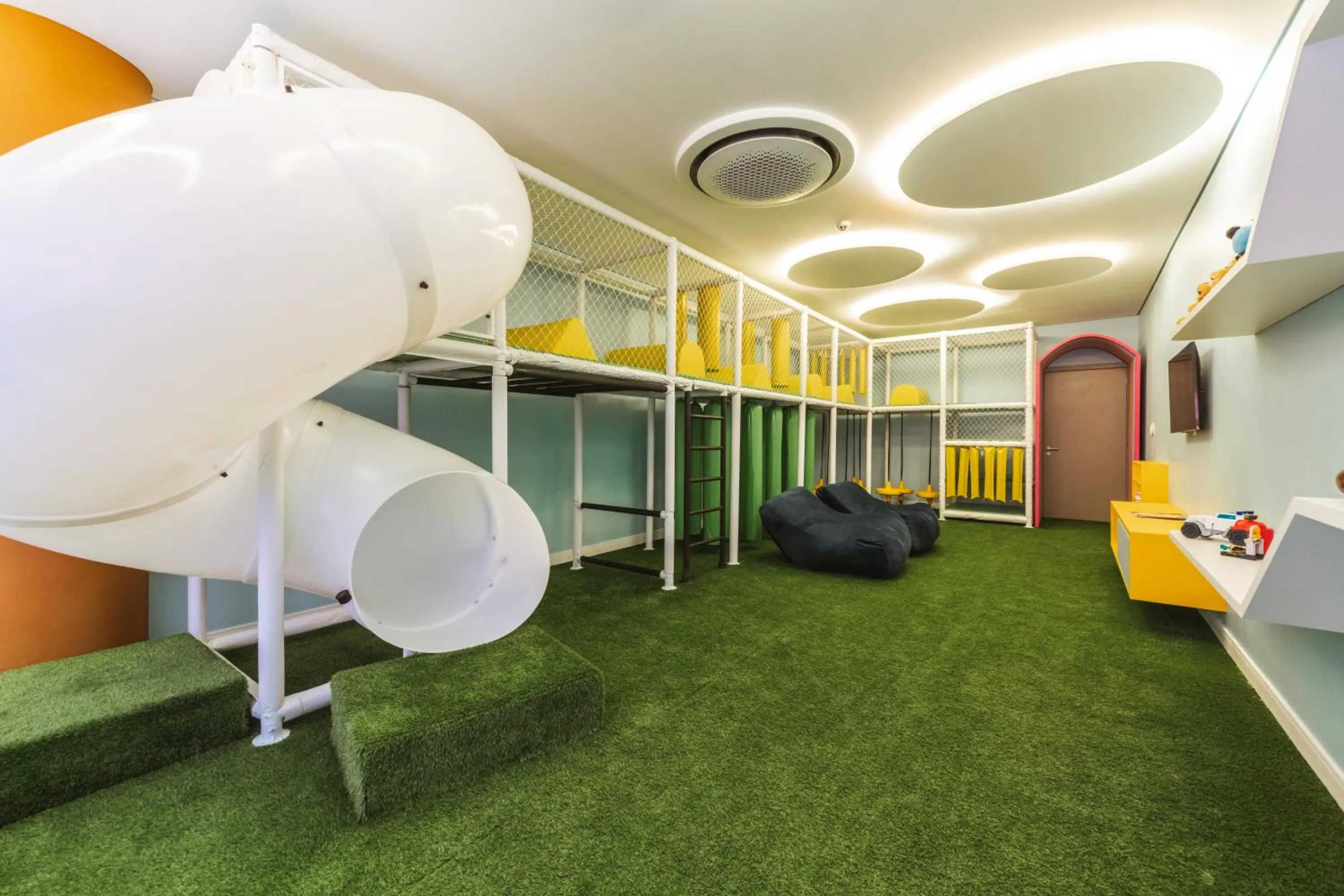 Kids's club in BA'RA Hotel