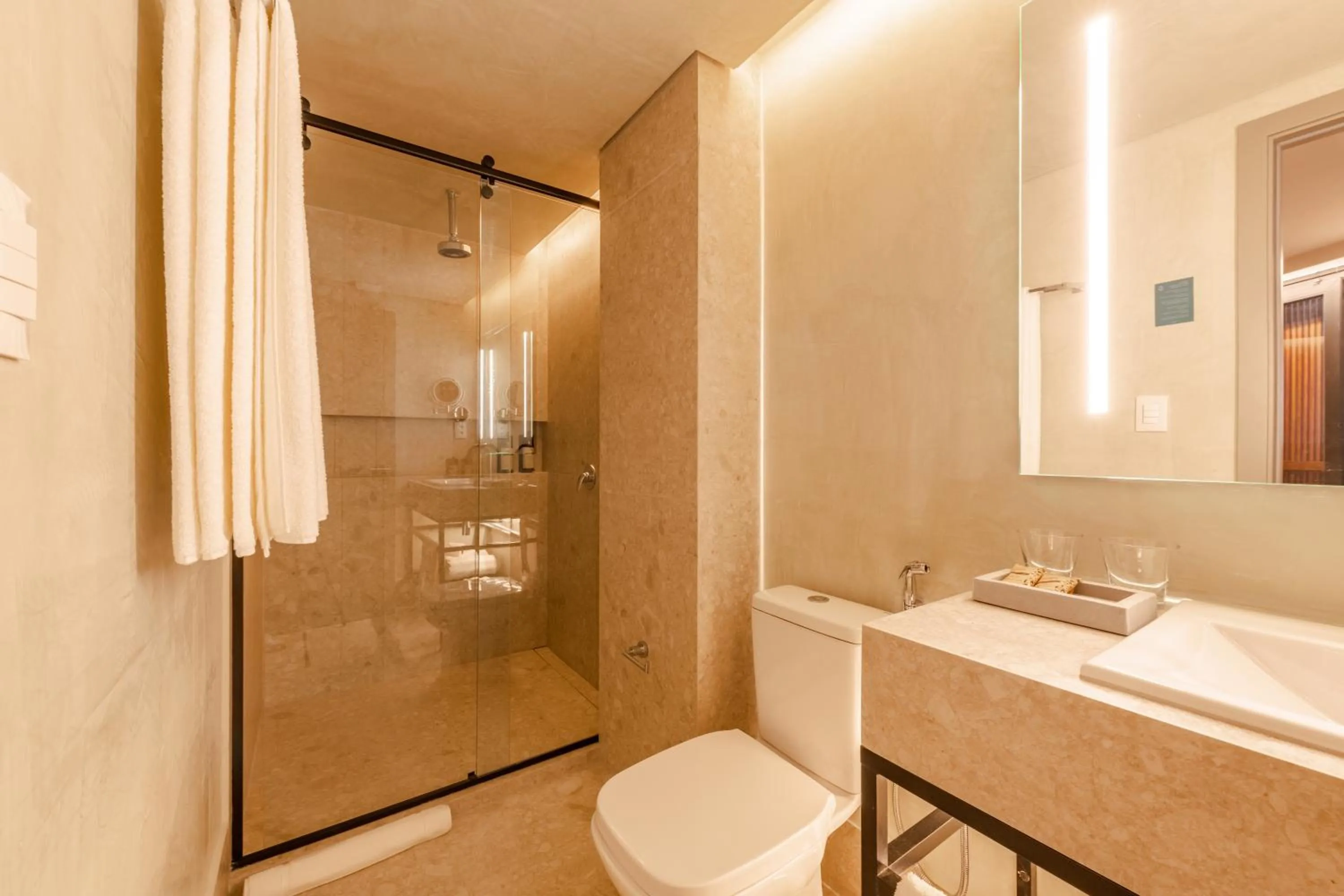 Bathroom in BA'RA Hotel