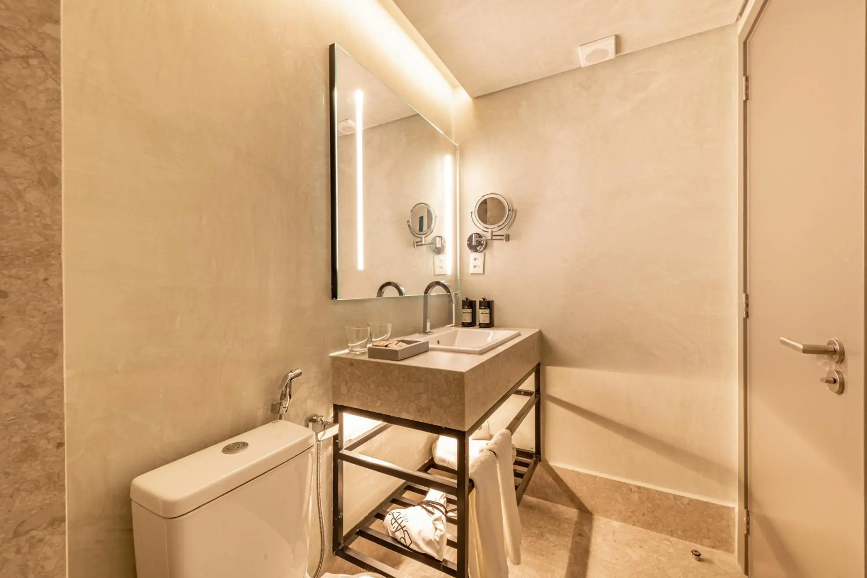 Double Room - Disability Access in BA'RA Hotel Double Room - Disability Access in BA'RA Hotel