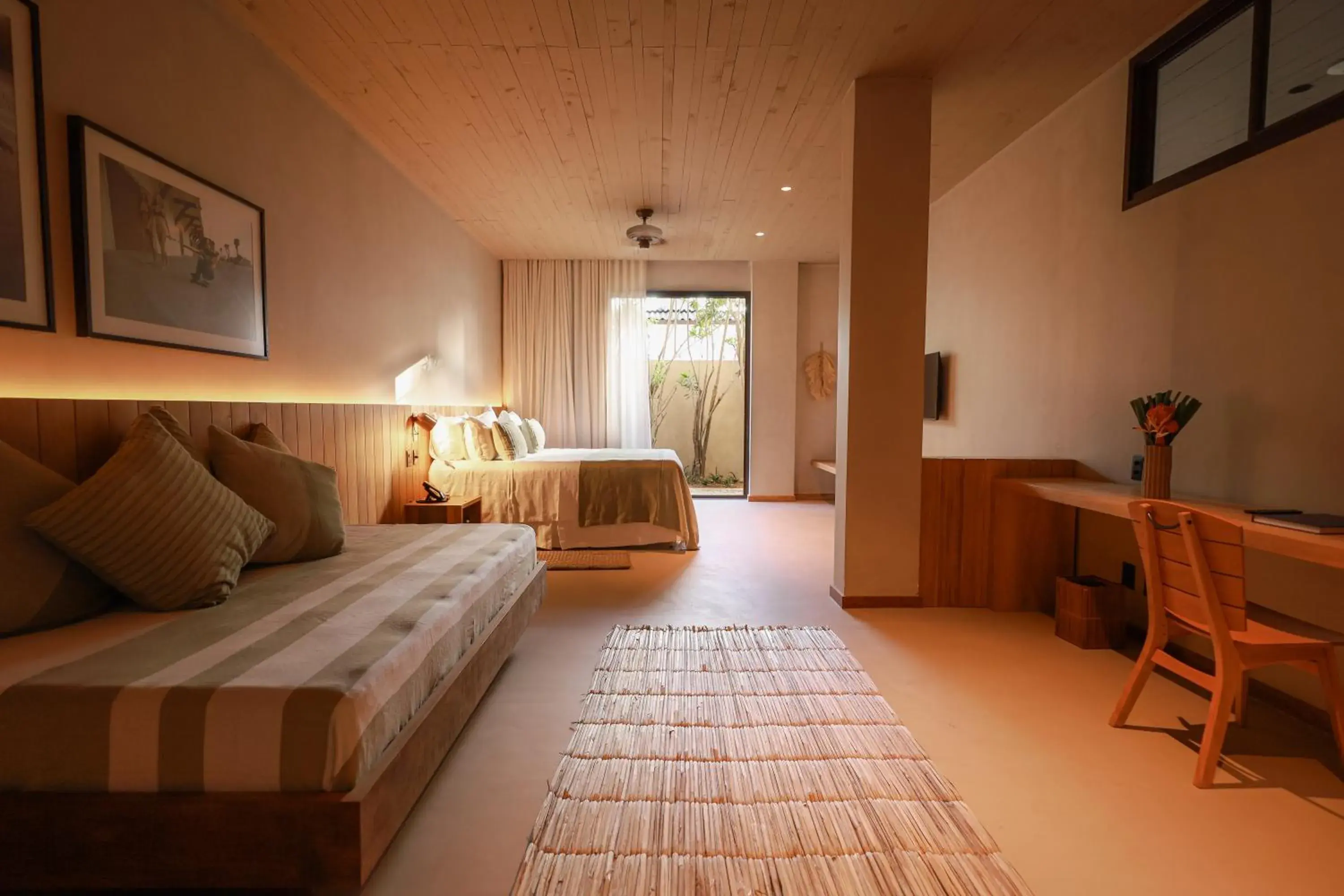 Bed in Barracuda Boutique Bed in Barracuda Boutique