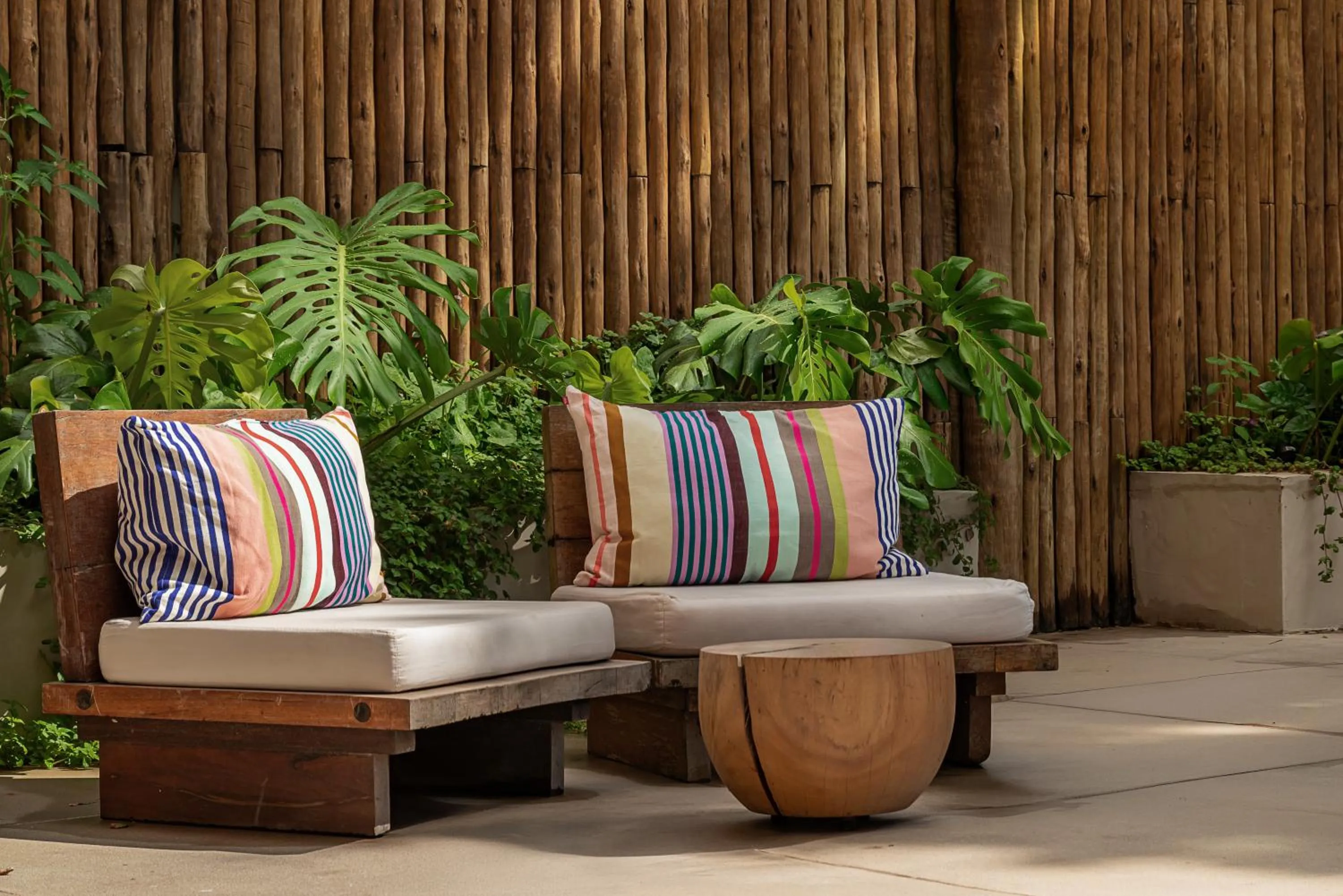 Swimming pool in Barracuda Boutique