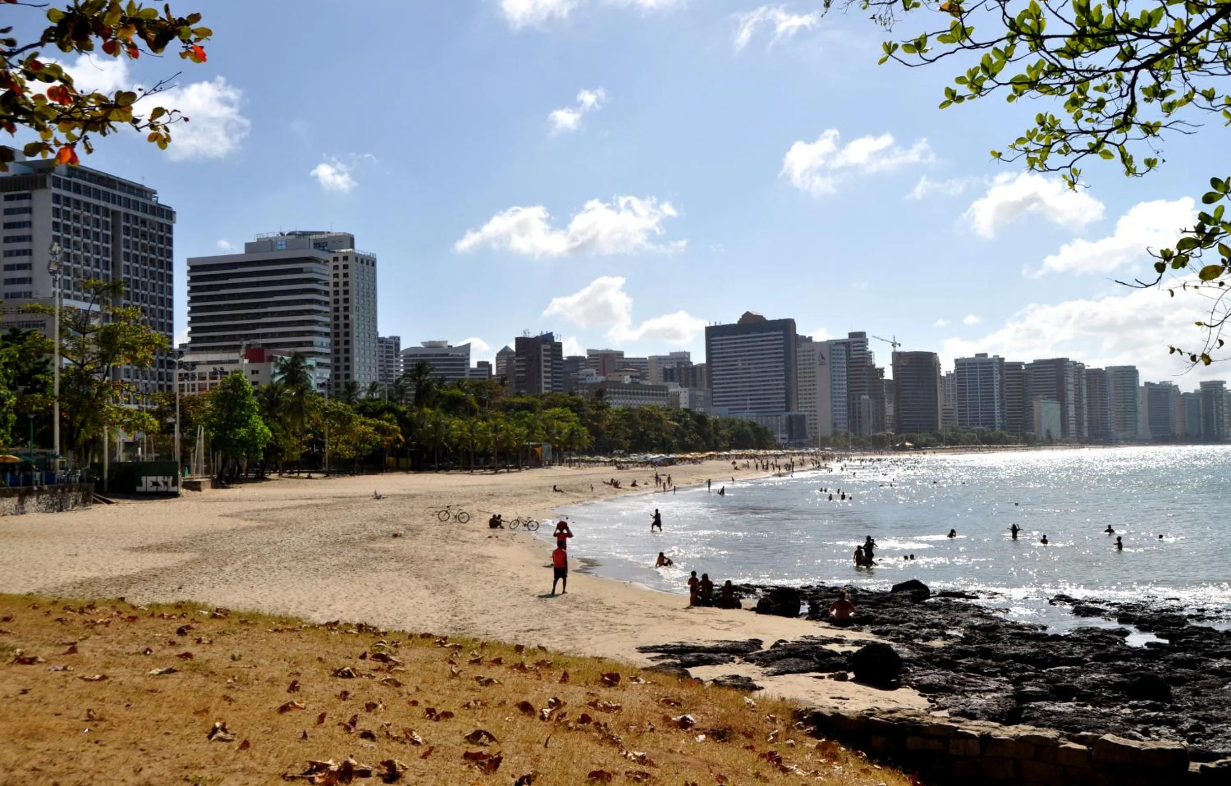 Beach in Seaflats - Meireles - Villa Costeira