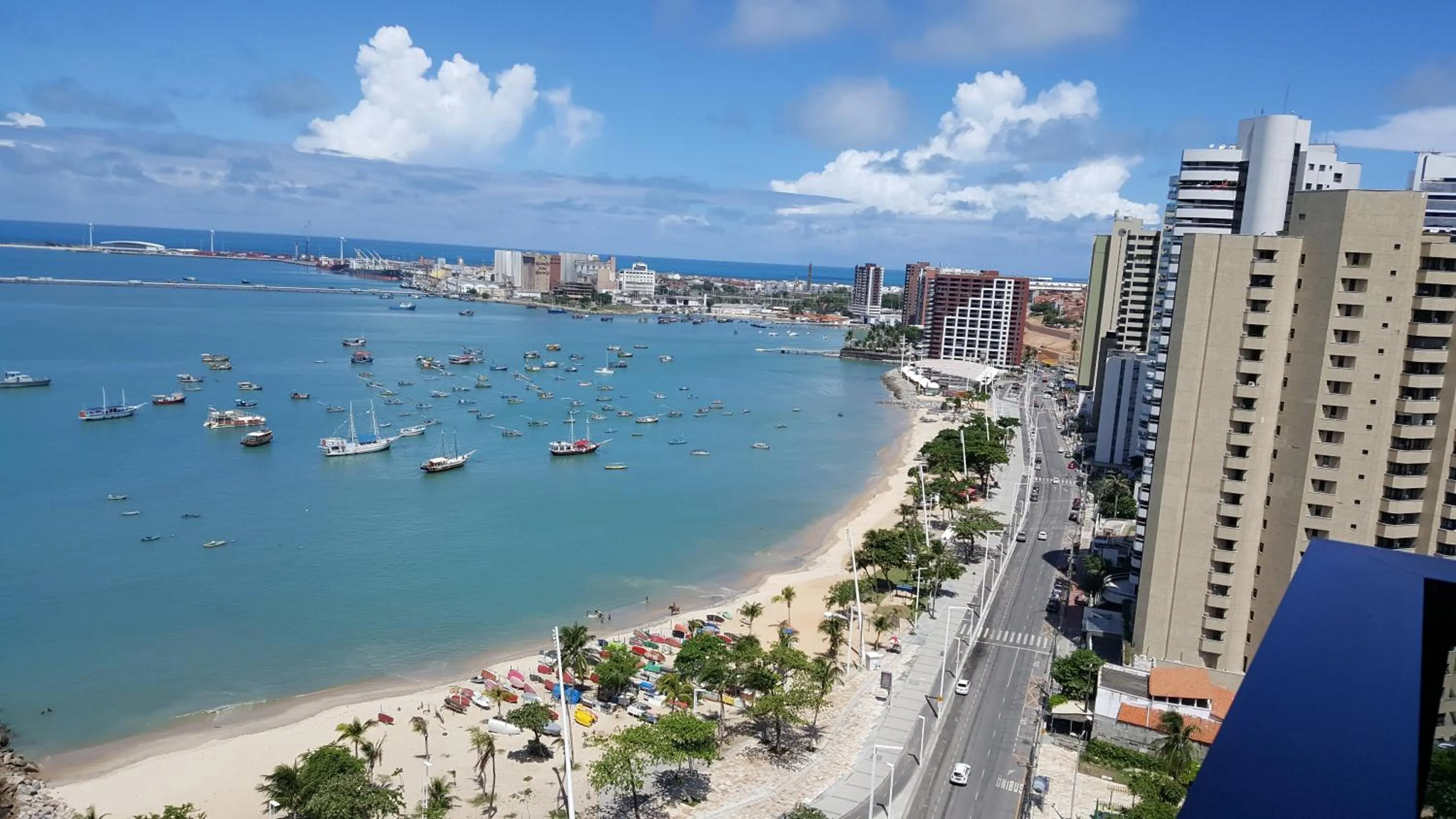 Sea view in Seaflats - Meireles - Villa Costeira