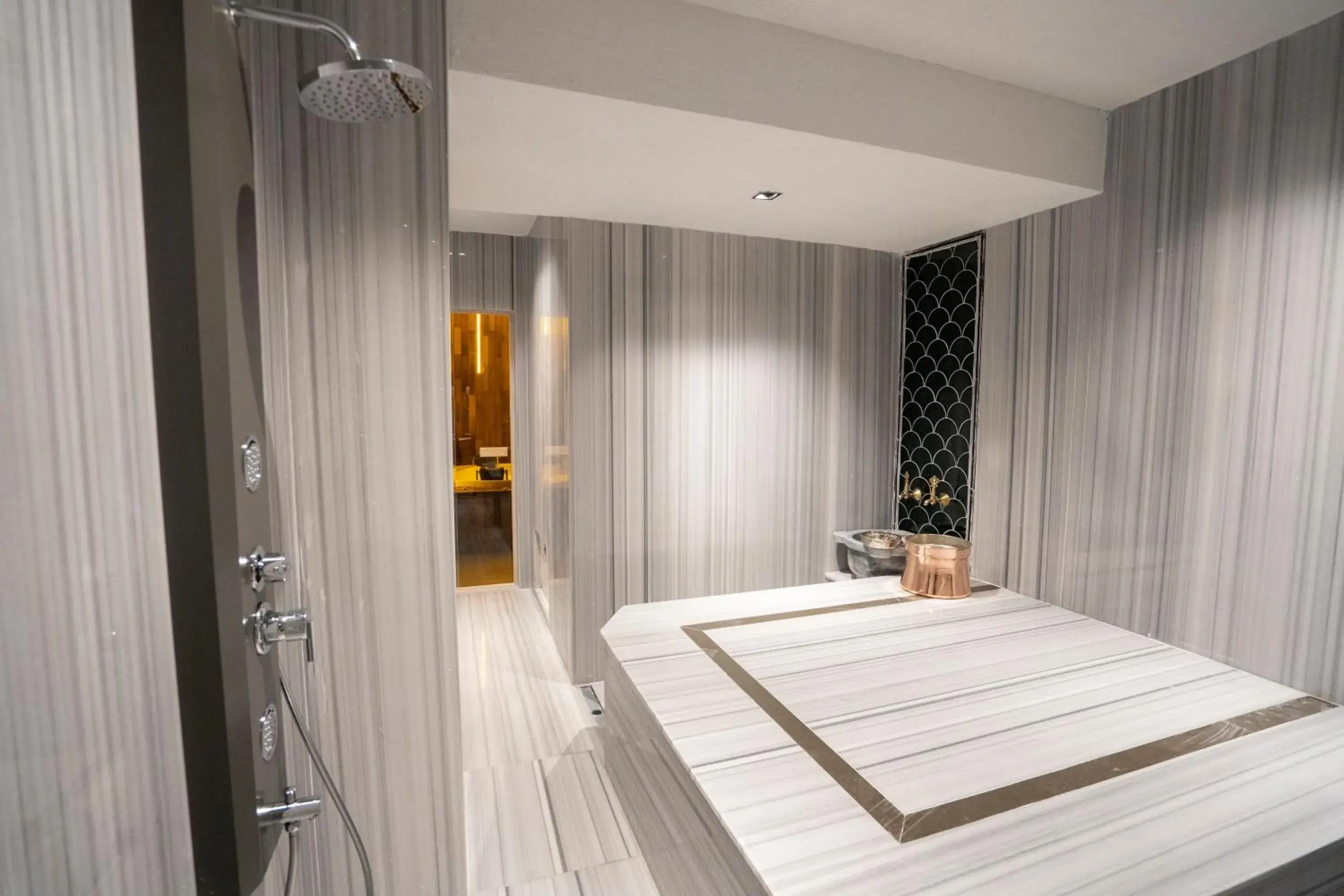 Spa and wellness centre/facilities, Bed in Antalya City Hotel & Spa Spa and wellness centre/facilities, Bed in Antalya City Hotel & Spa