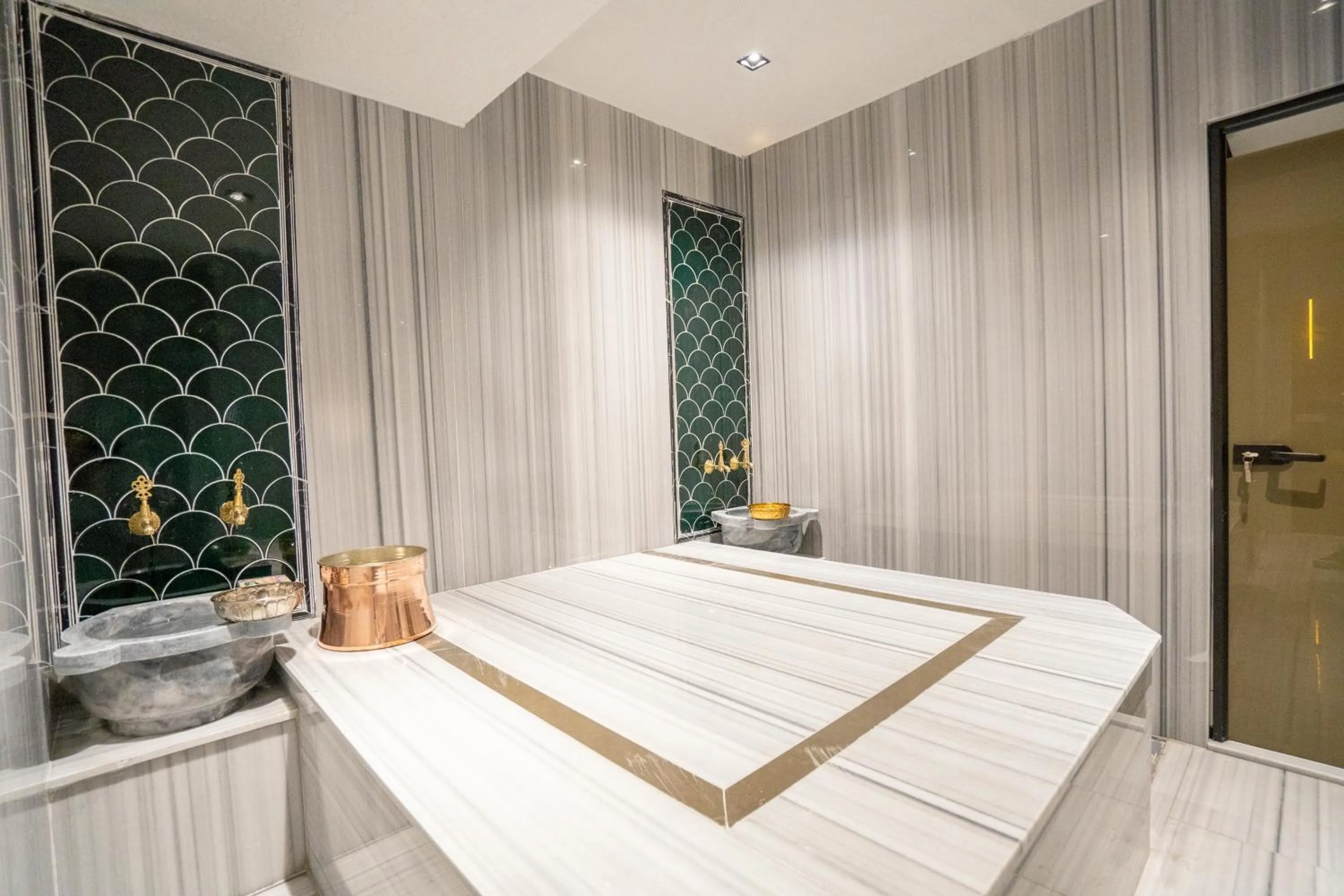 Steam room in Antalya City Hotel & Spa