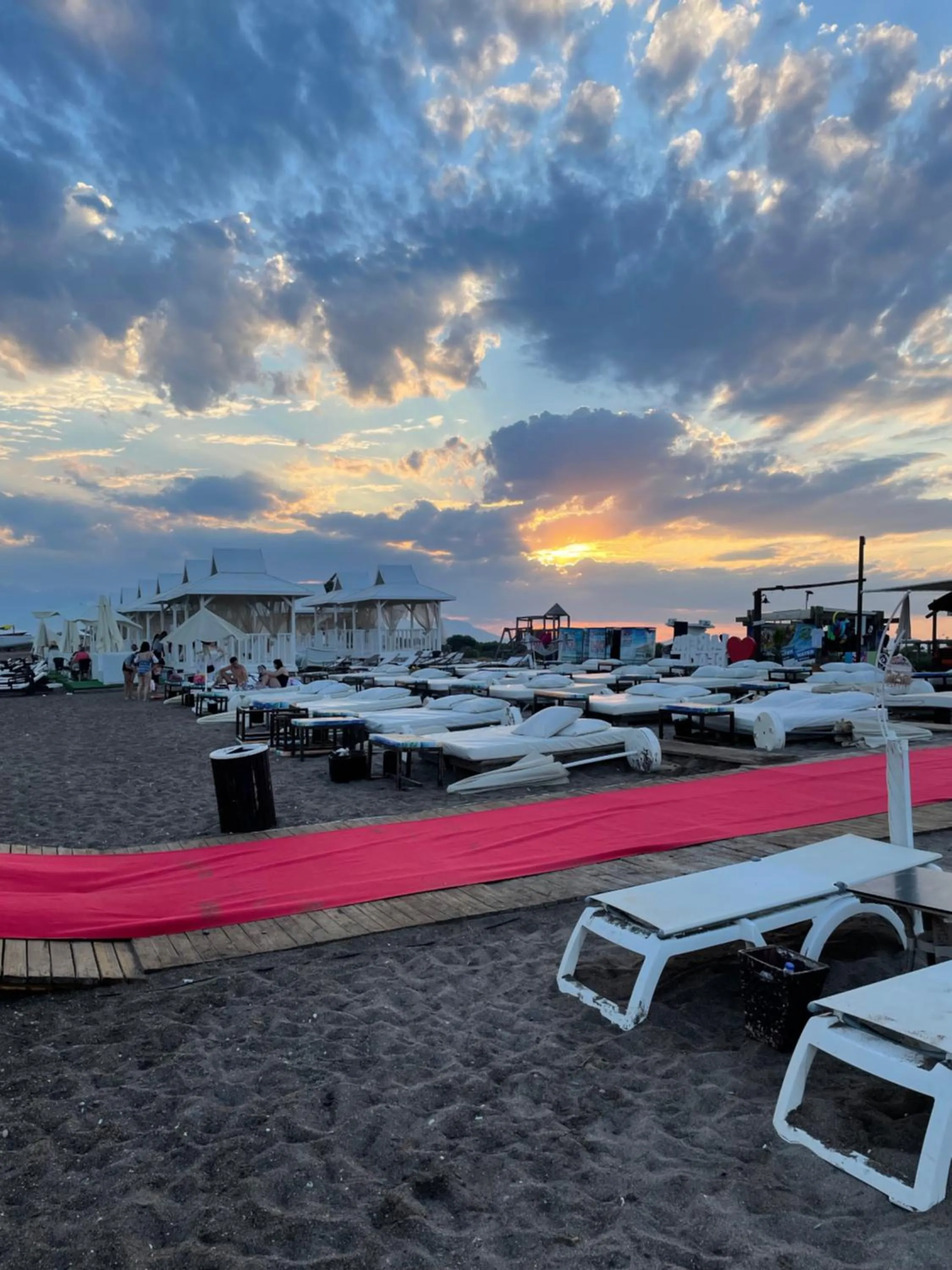 Beach in Antalya City Hotel & Spa