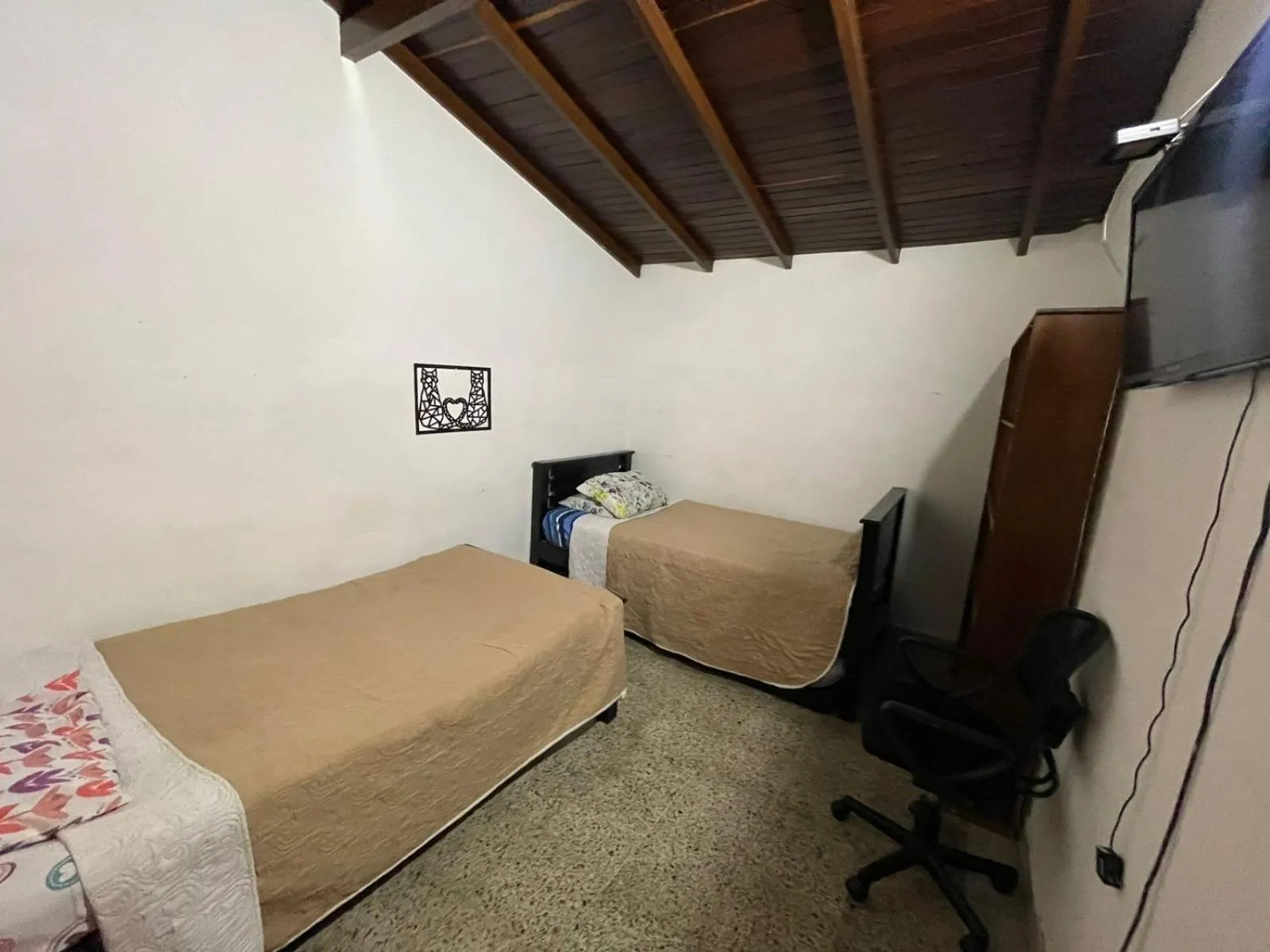 Photo of the whole room, Bed in Hostel Urban City Medellin