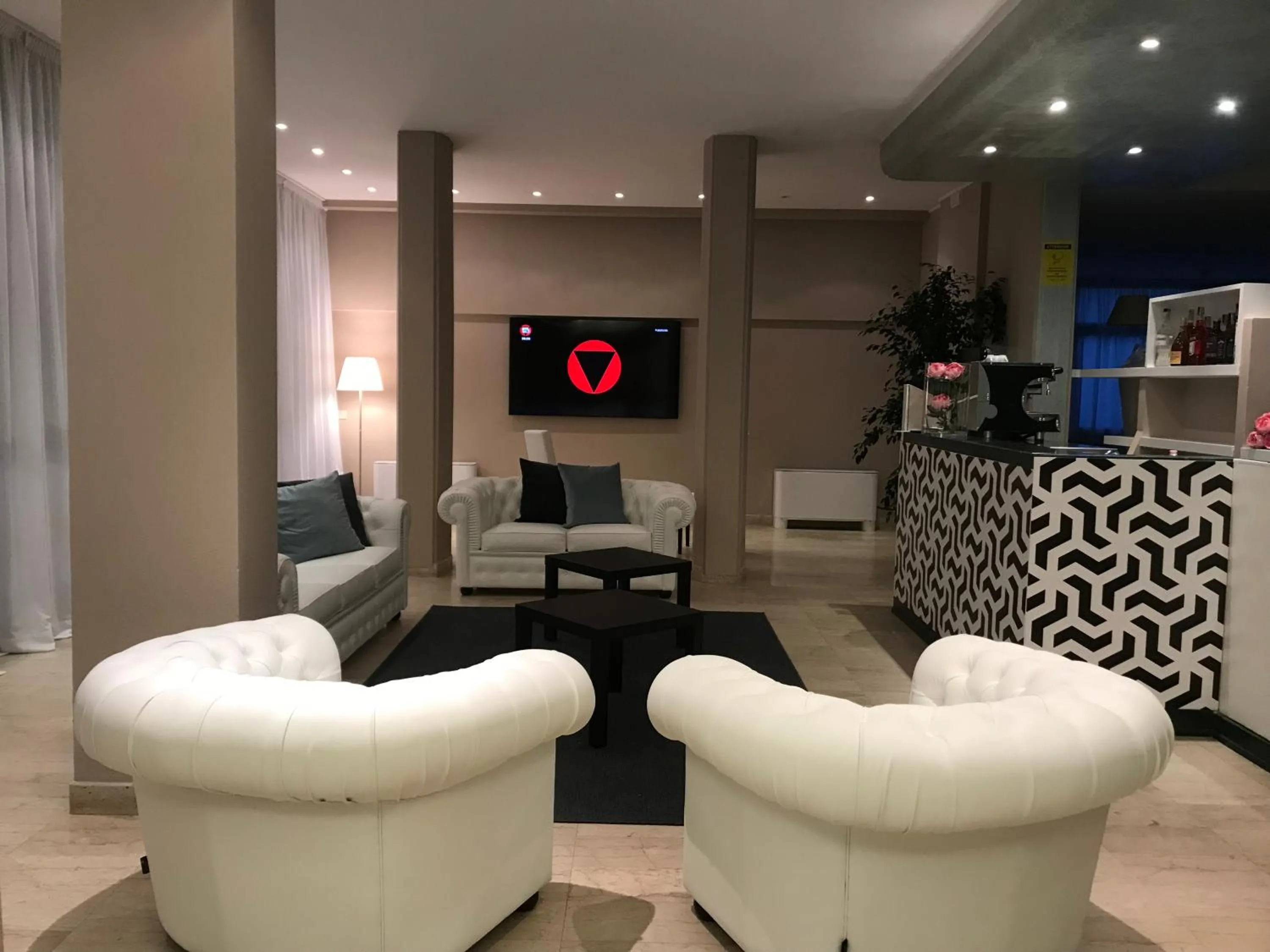 Lounge or bar in Hotel Airone