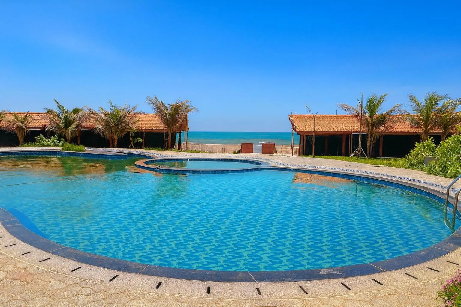 Anna Beach Resort and Restaurant