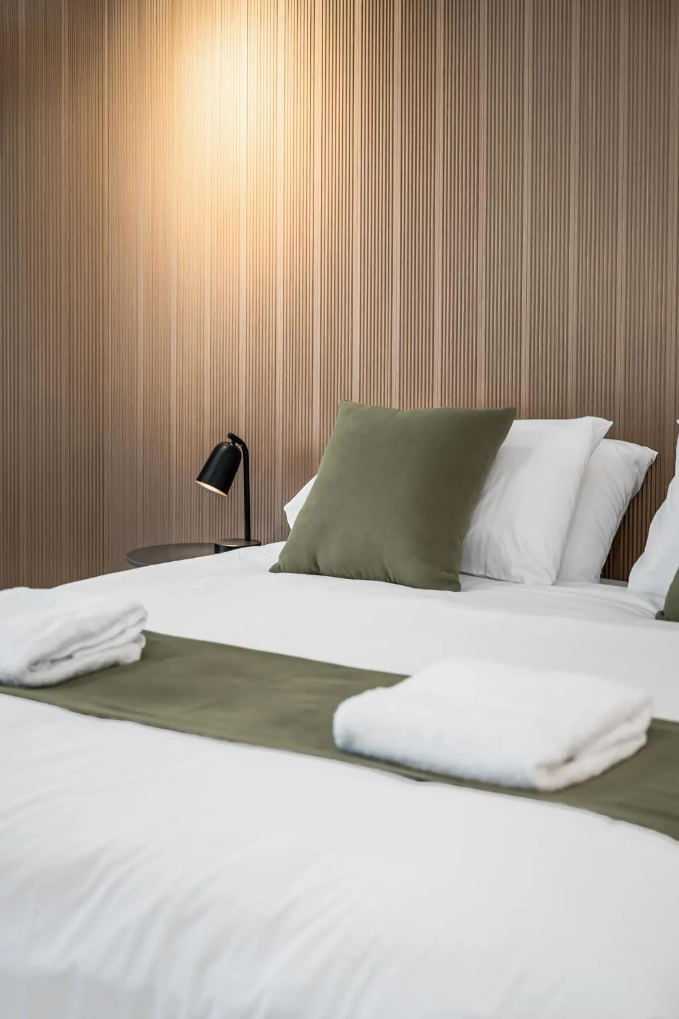 Bed in Innova Motel Warrnambool