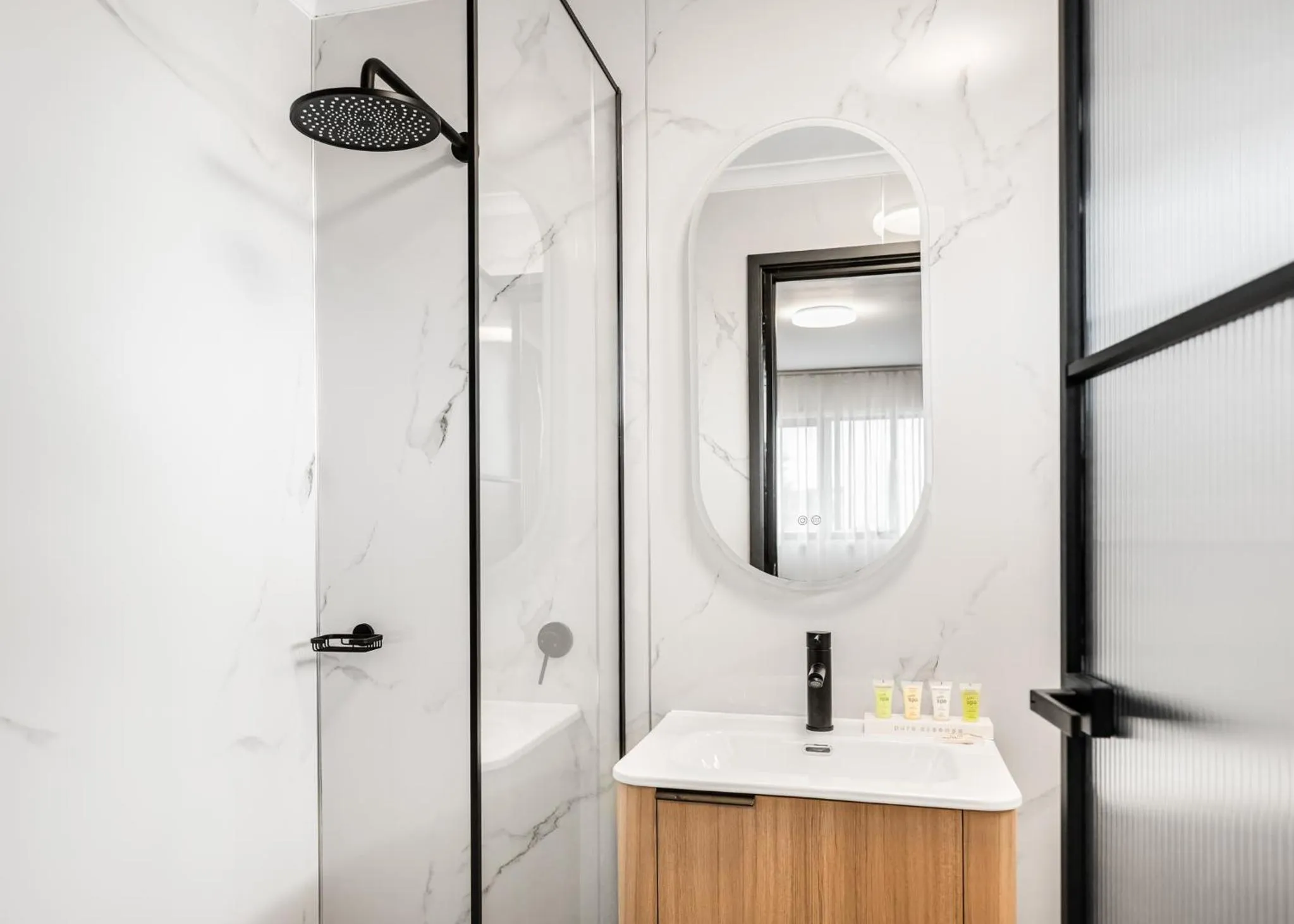 Bathroom in Innova Motel Warrnambool