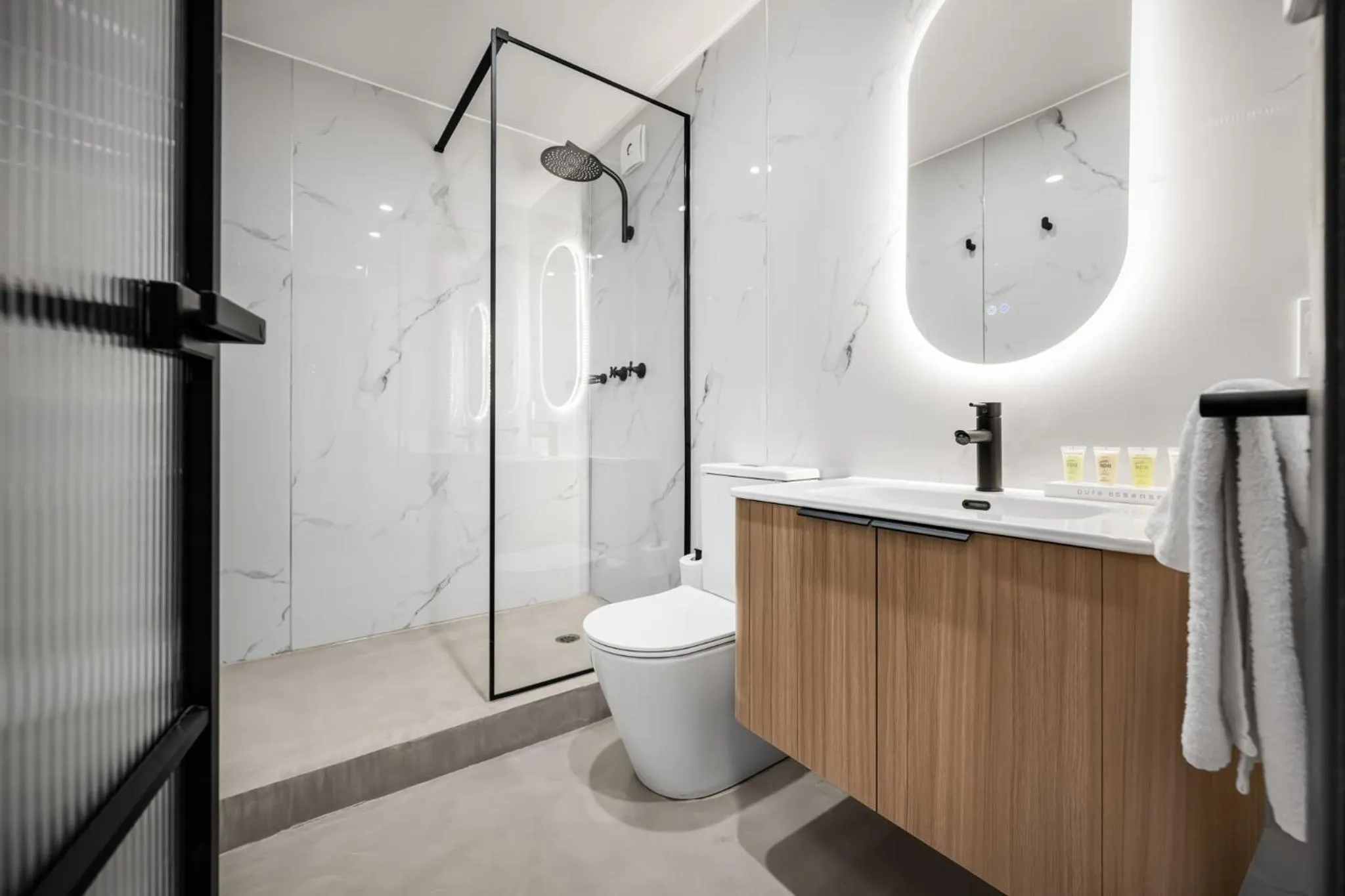 Bathroom in Innova Motel Warrnambool