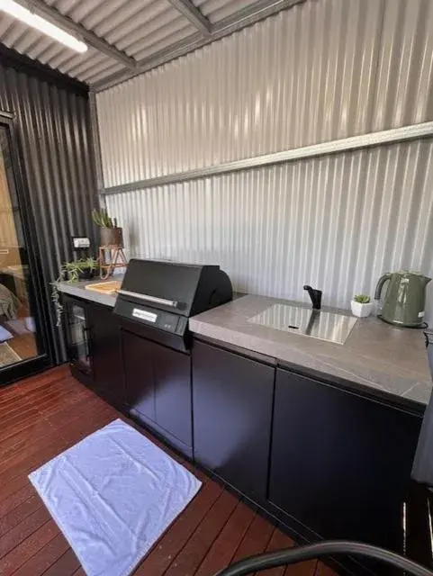 Mystic Cube with shared bathroom in Bright Accommodation Park Mystic Cube with shared bathroom in Bright Accommodation Park