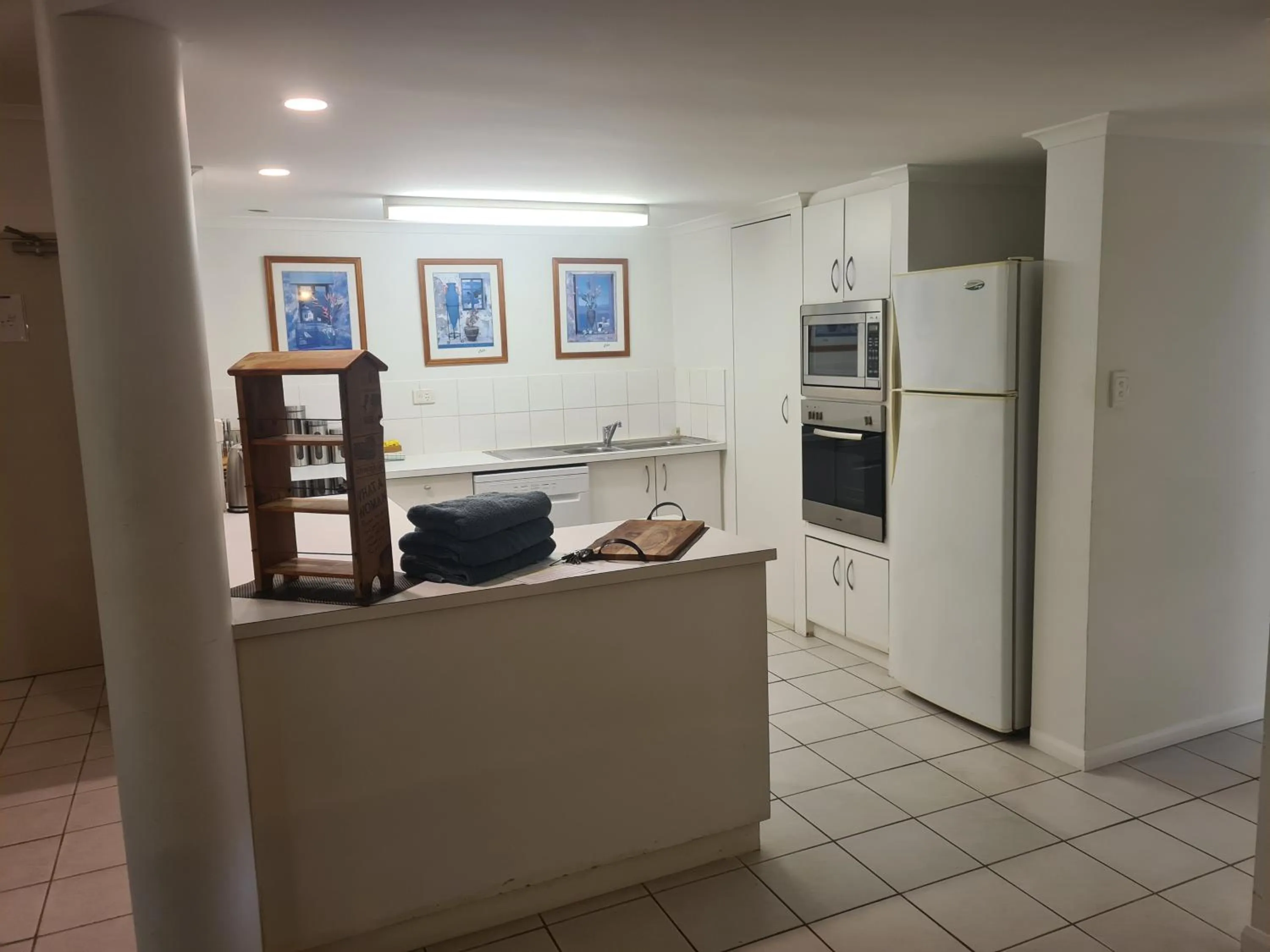 Kitchen or kitchenette in Beach Terraces